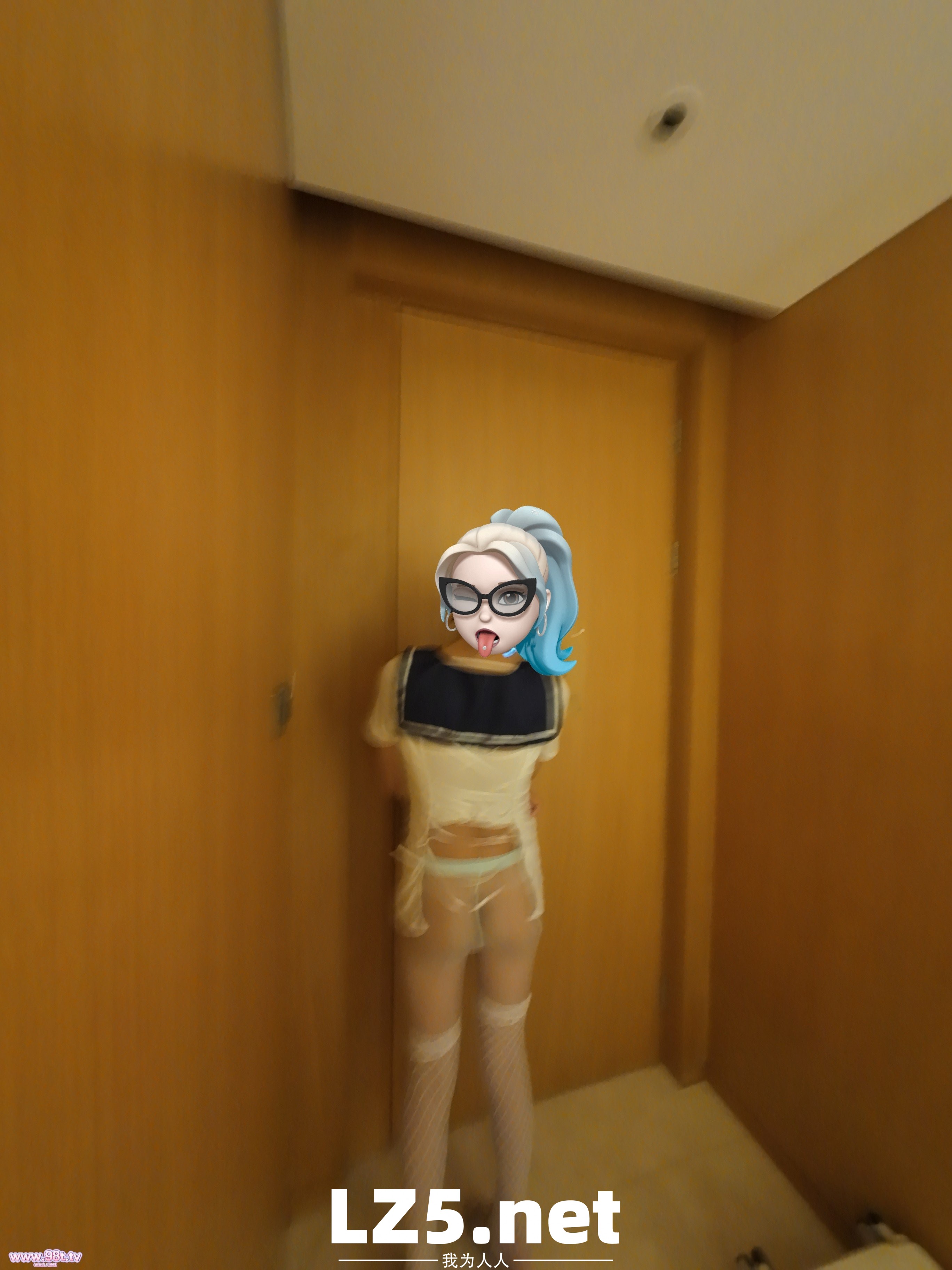 長い脚175の白丝学妹（17p+13gif+手势验证）