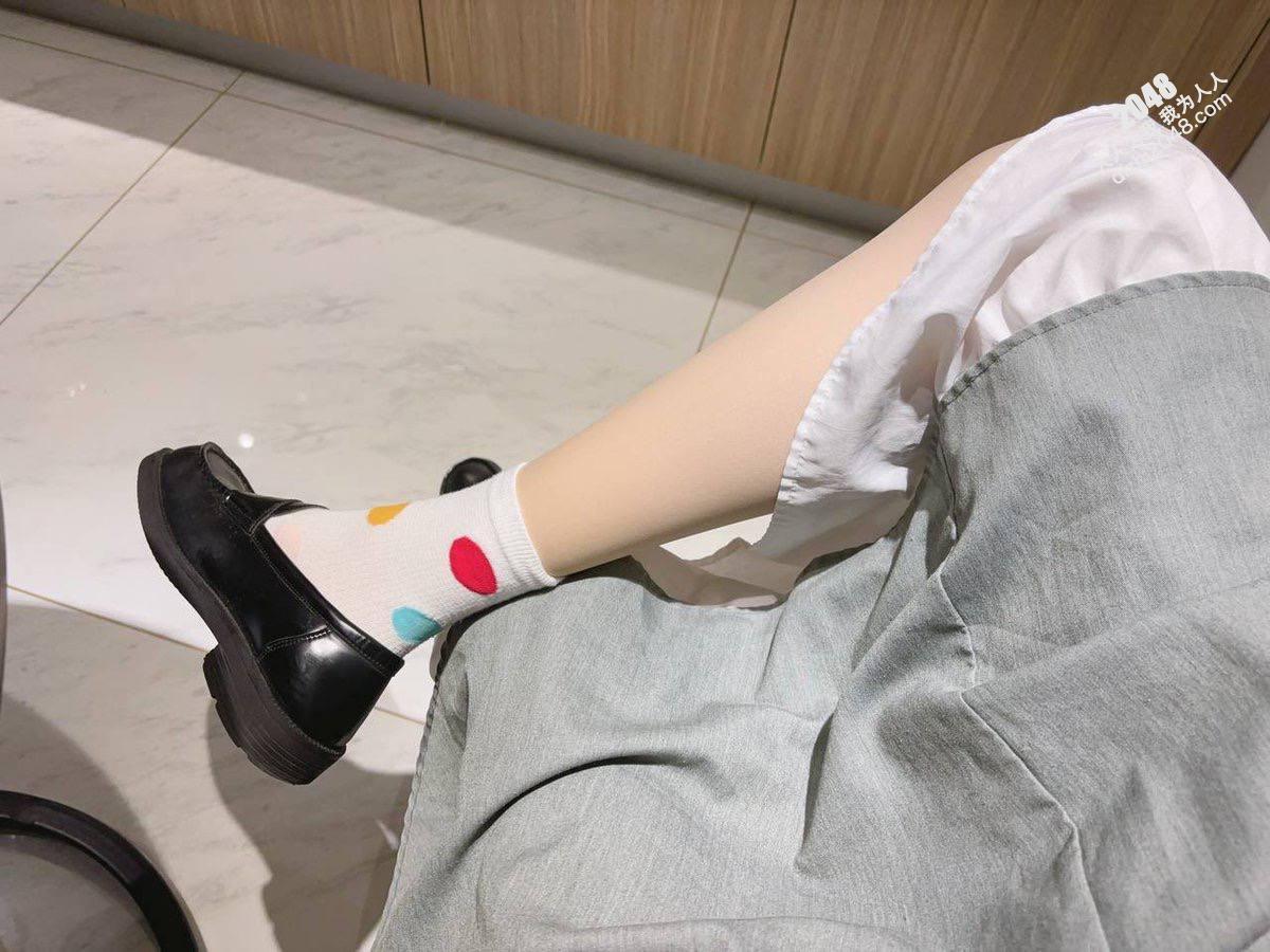 长得是真不错反差婊高跟鞋足控颜控可以进来看看了 [25P]