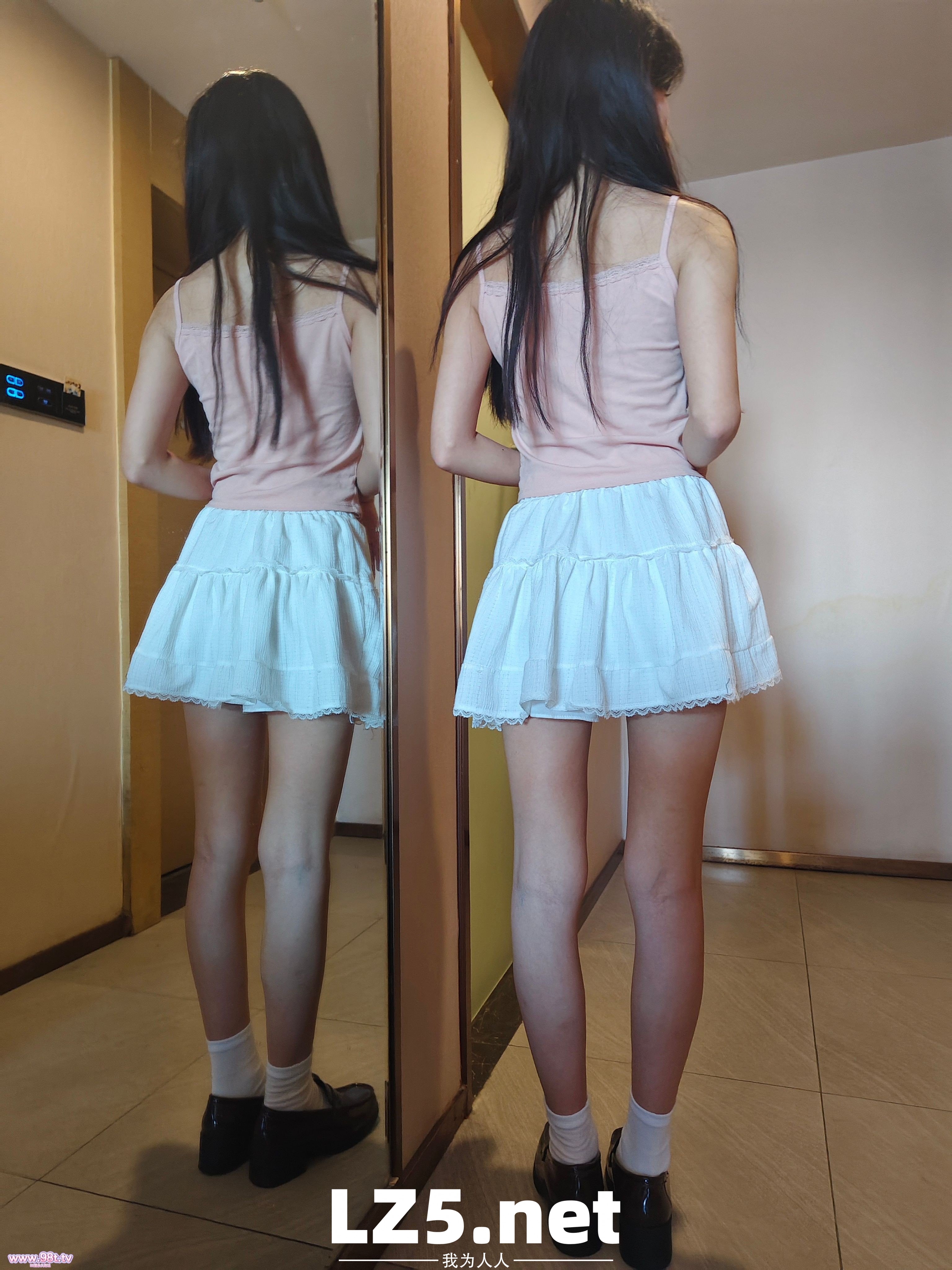 女神的短裙吊带，是不是你的最爱?【46P+手势验证】