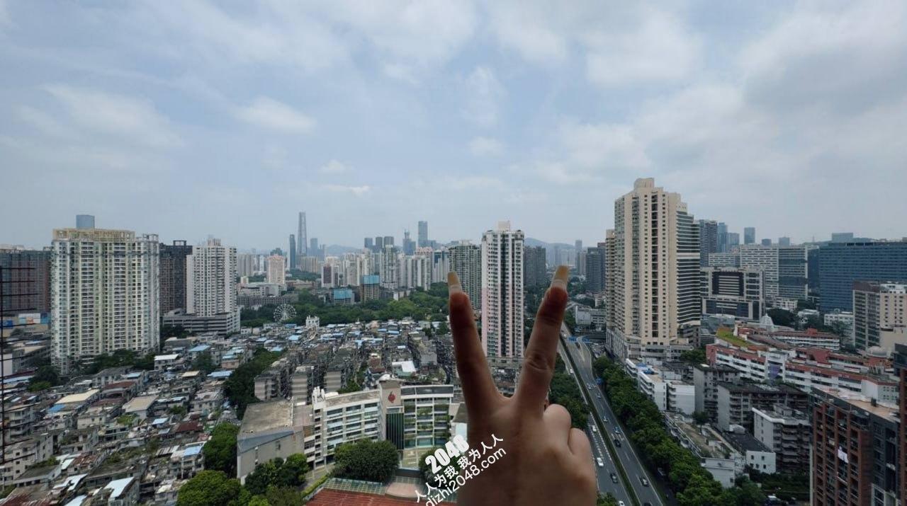高颜值母狗沦为金主的泄欲工具  给金主先舔后插 每个姿势都很享受 [28P]