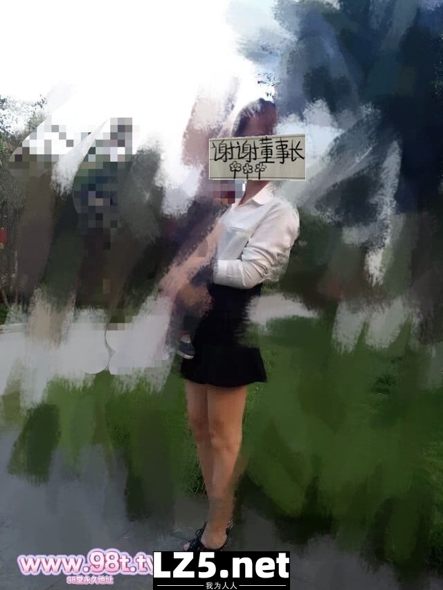 【最爱人妻二】颜值人妻、袁媛喜欢生活更喜欢爱二篇、喜欢还有三篇【生活照露脸+手势验证+24P】