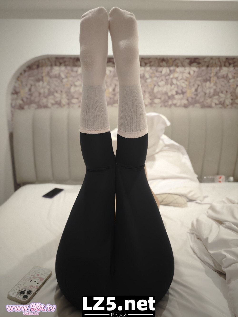 白嫩肉体加完美的瑜伽裤诱惑 姿势无敌诱惑且纯欲 申精【53P+手势验证】
