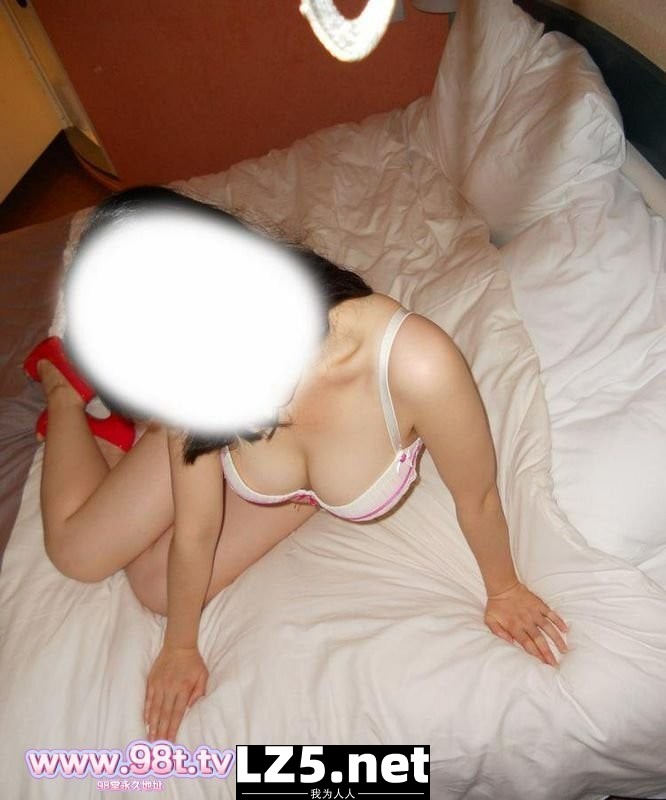 这样的巨乳加大屁股_让男人的终极幻想,哪个男人不想插【24P】