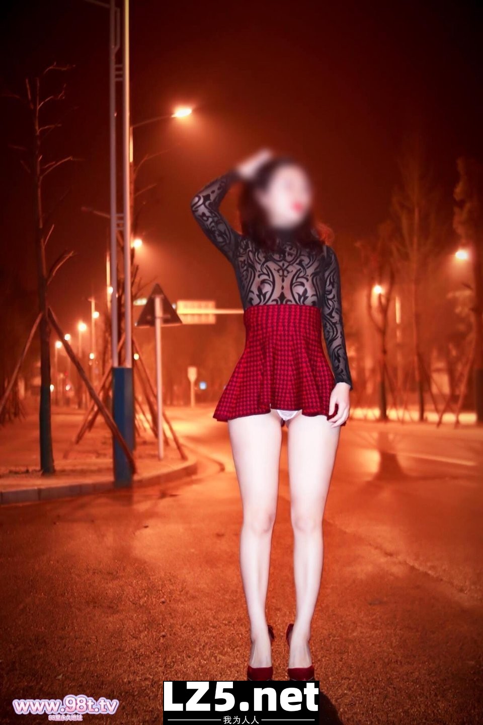 红尘俗世谁能没有遗憾，人生没有最优解，那么想户外露出就露给大家看[21P]