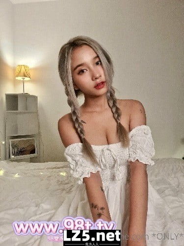 巨乳