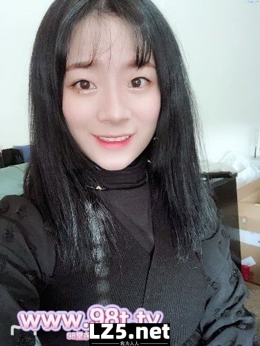 反差  叶佳文