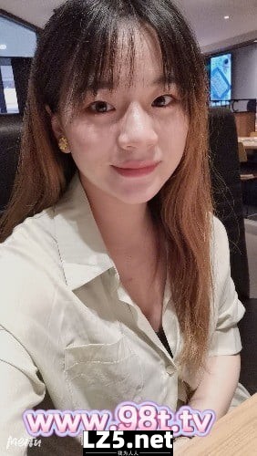 反差  叶佳文