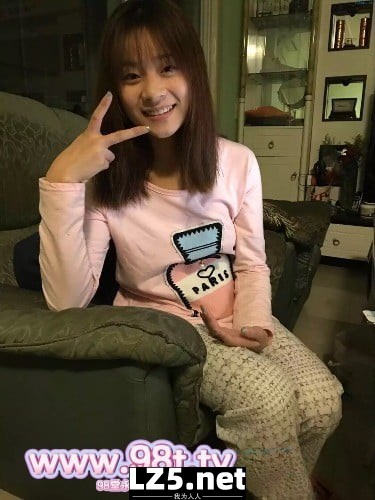 反差  叶佳文