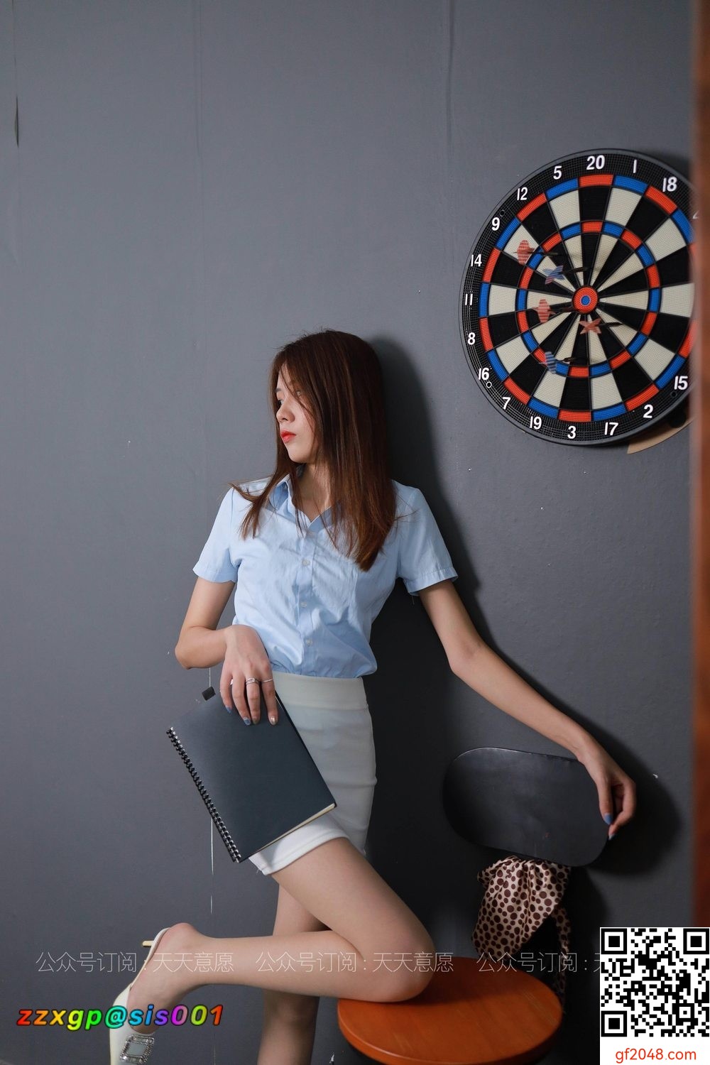 美腿秀12362[丝享家]825：西瓜《能干的长腿秘书》[87P]