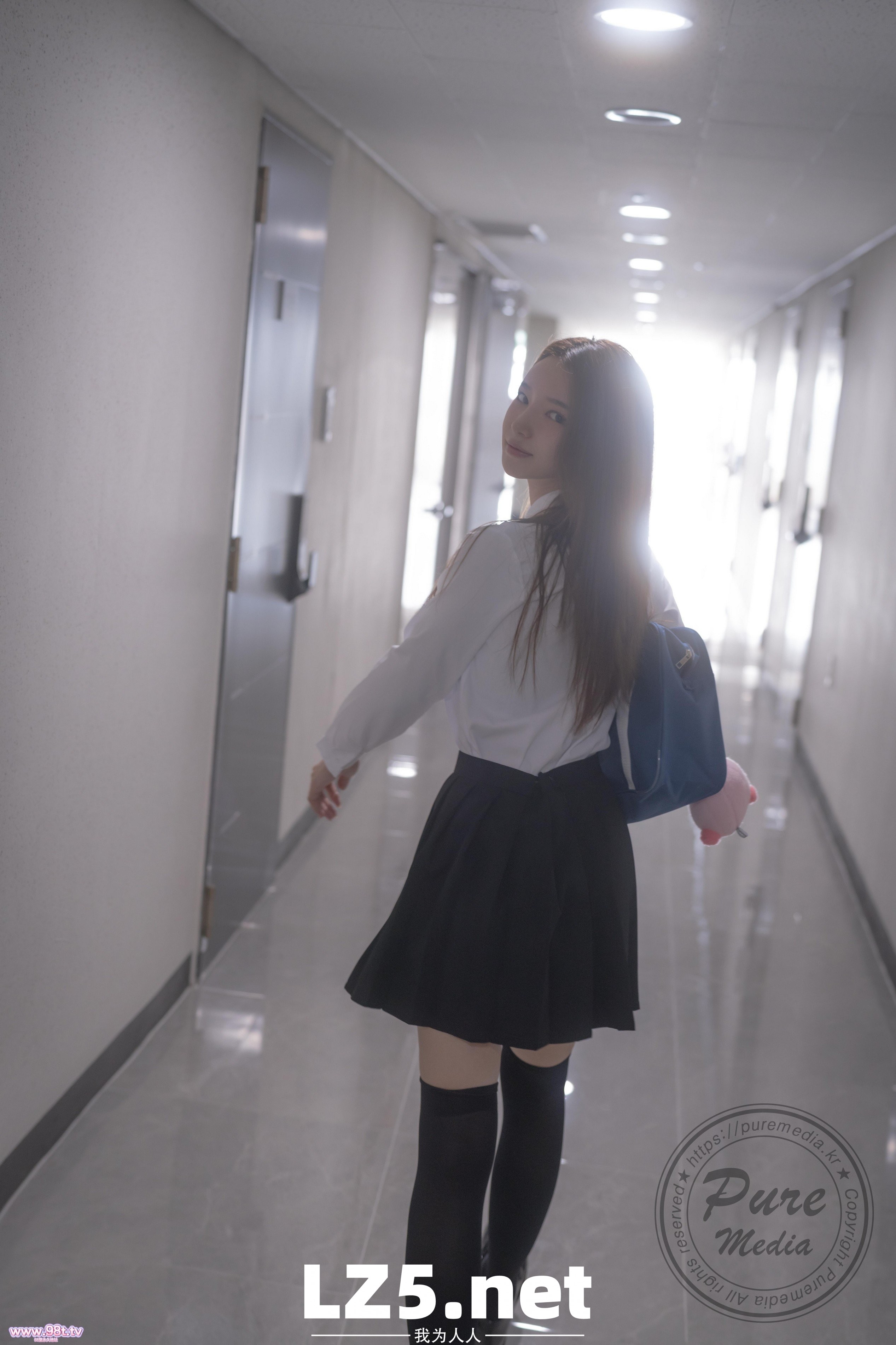 Yeha女神人前多正经床上就有多认真-上[48P]