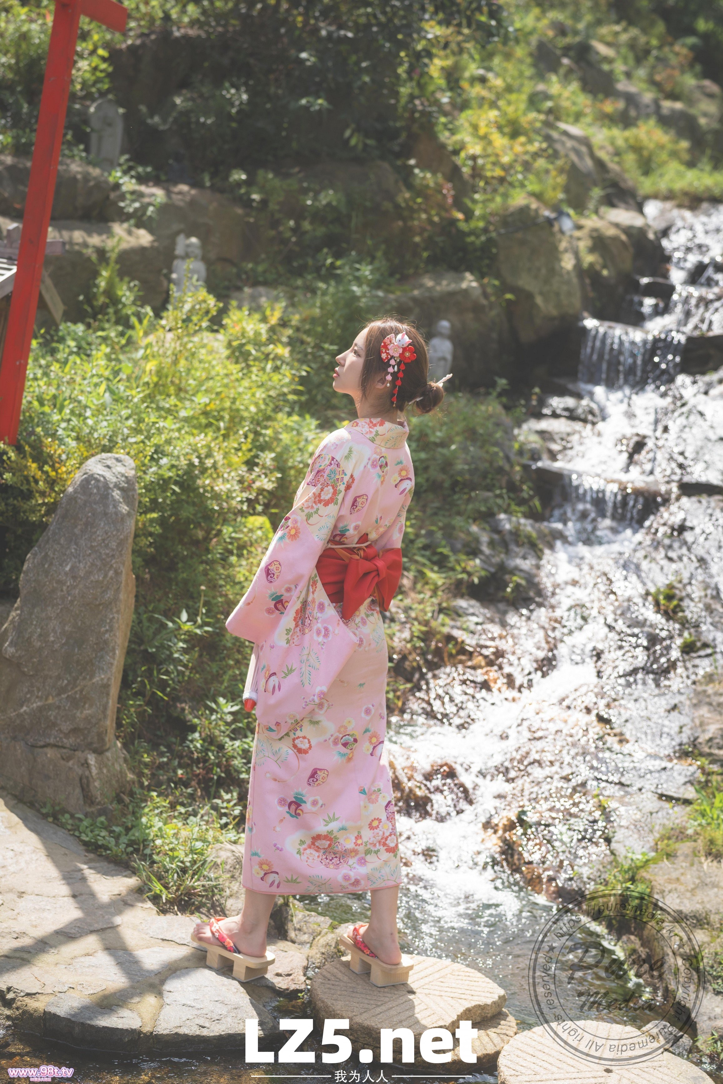 Yeha女神人前多正经床上就有多认真-上[48P]