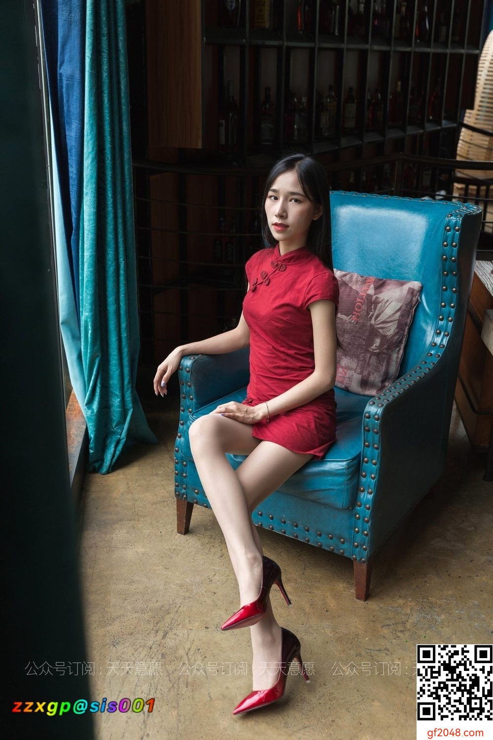 美腿秀12313[丝享家]774：美子《让人炽热的红》[91P]