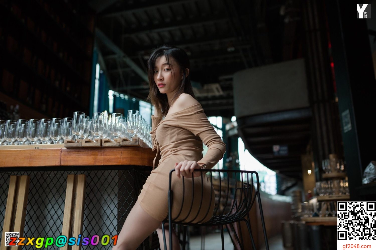 美腿秀12293[丝享家]756：秋秋《职业性感选手》[95P]