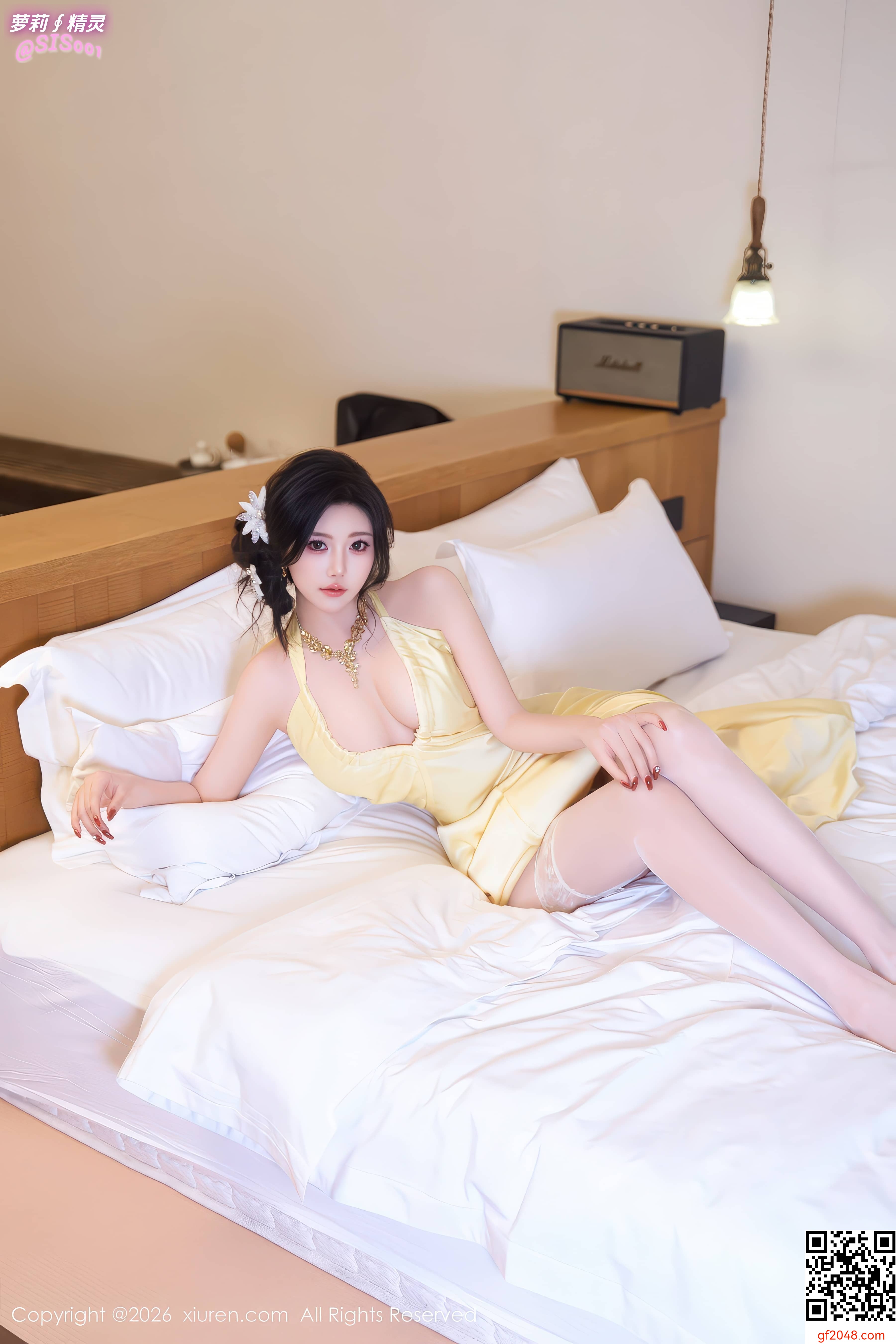 【达人组出品】[XiuRen秀人网] 2026.01.07 No.11206 杨晨晨. 性感黄色连衣裙露白色内衣配白丝吊袜秀美腿诱惑写真 [76P]