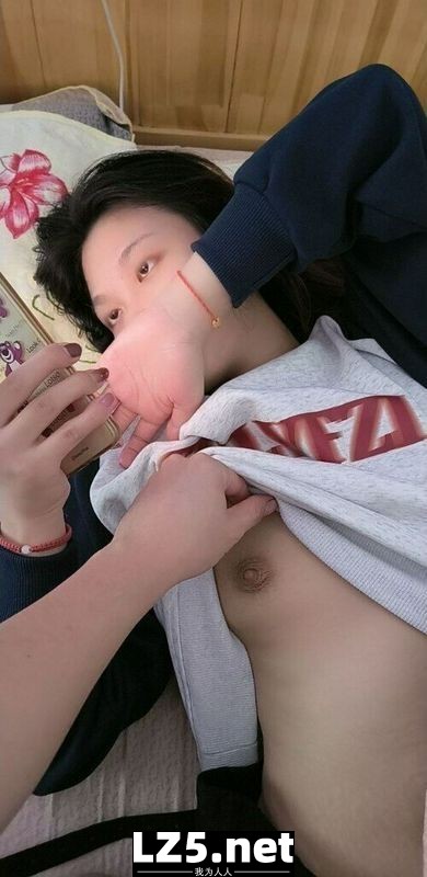 對女朋友的小籠包愛不釋手  (14P)