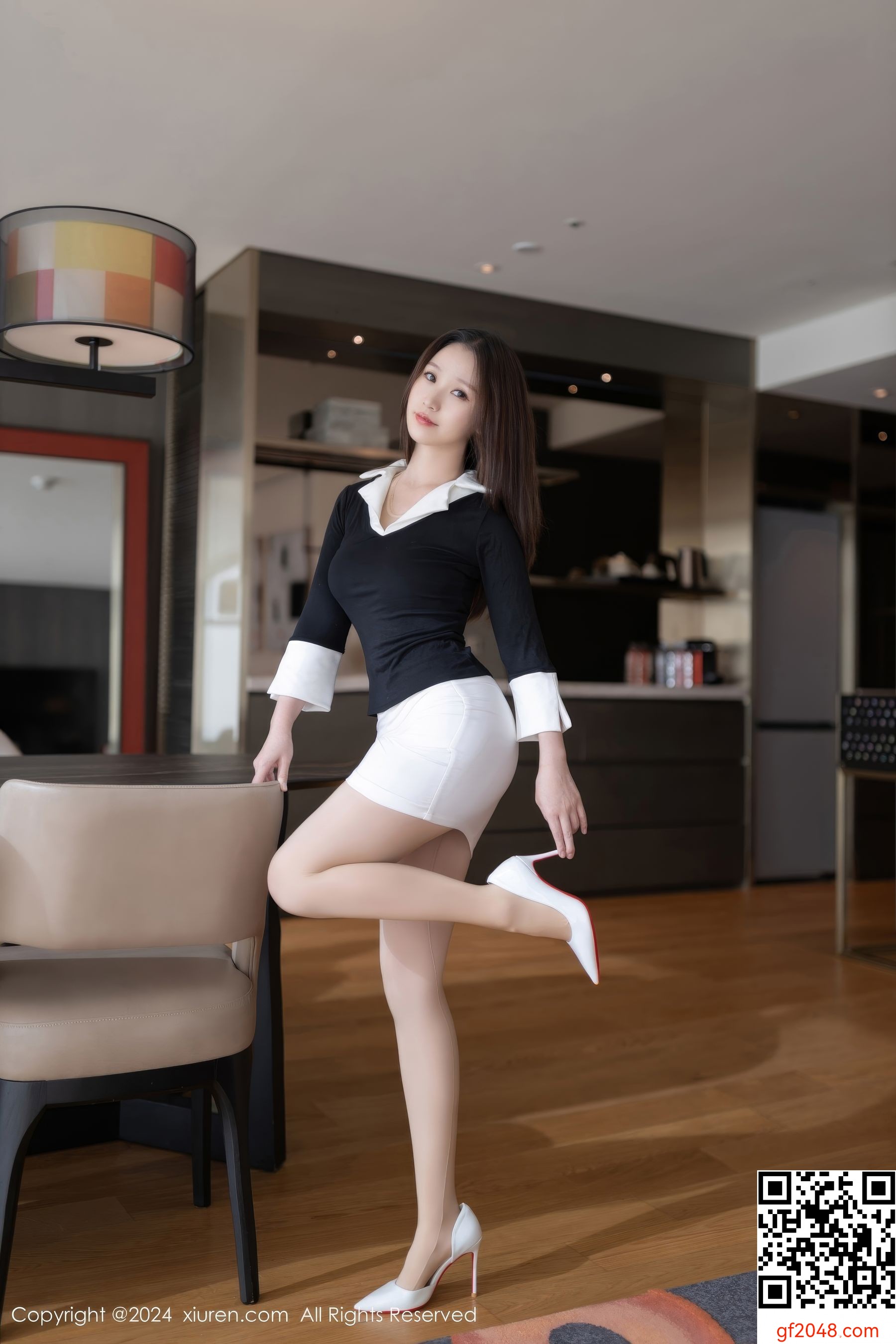 【达人组出品】[秀人网XiuRen] No.9587 杏子Yada[82P]