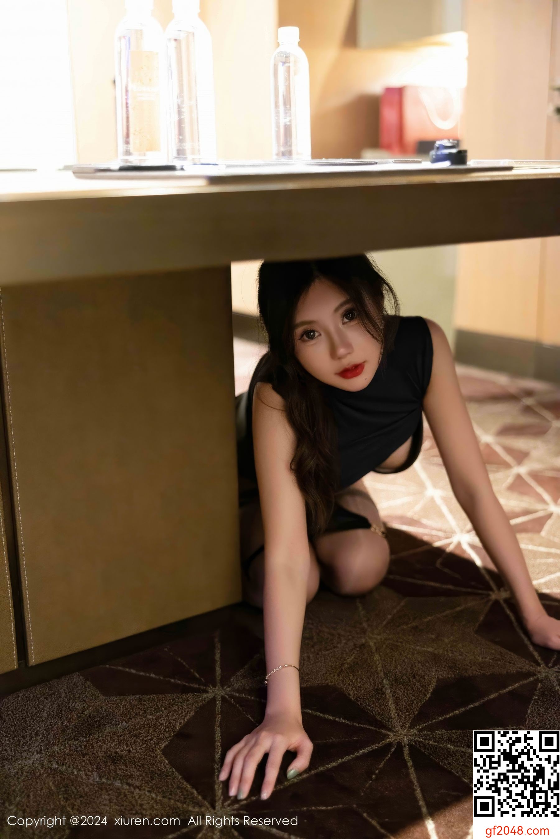【达人组出品】[秀人网XiuRen] No.9560 绮里嘉ula[99P]