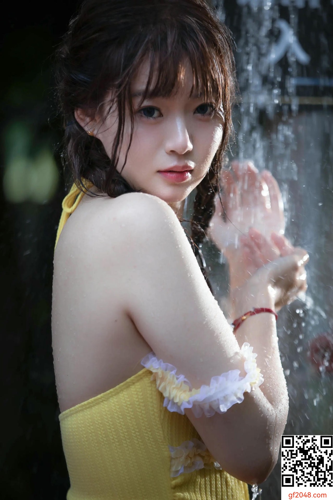 【網路收集系列】YITUYU 2025.08.28 泳池的少女 小林 【14P】