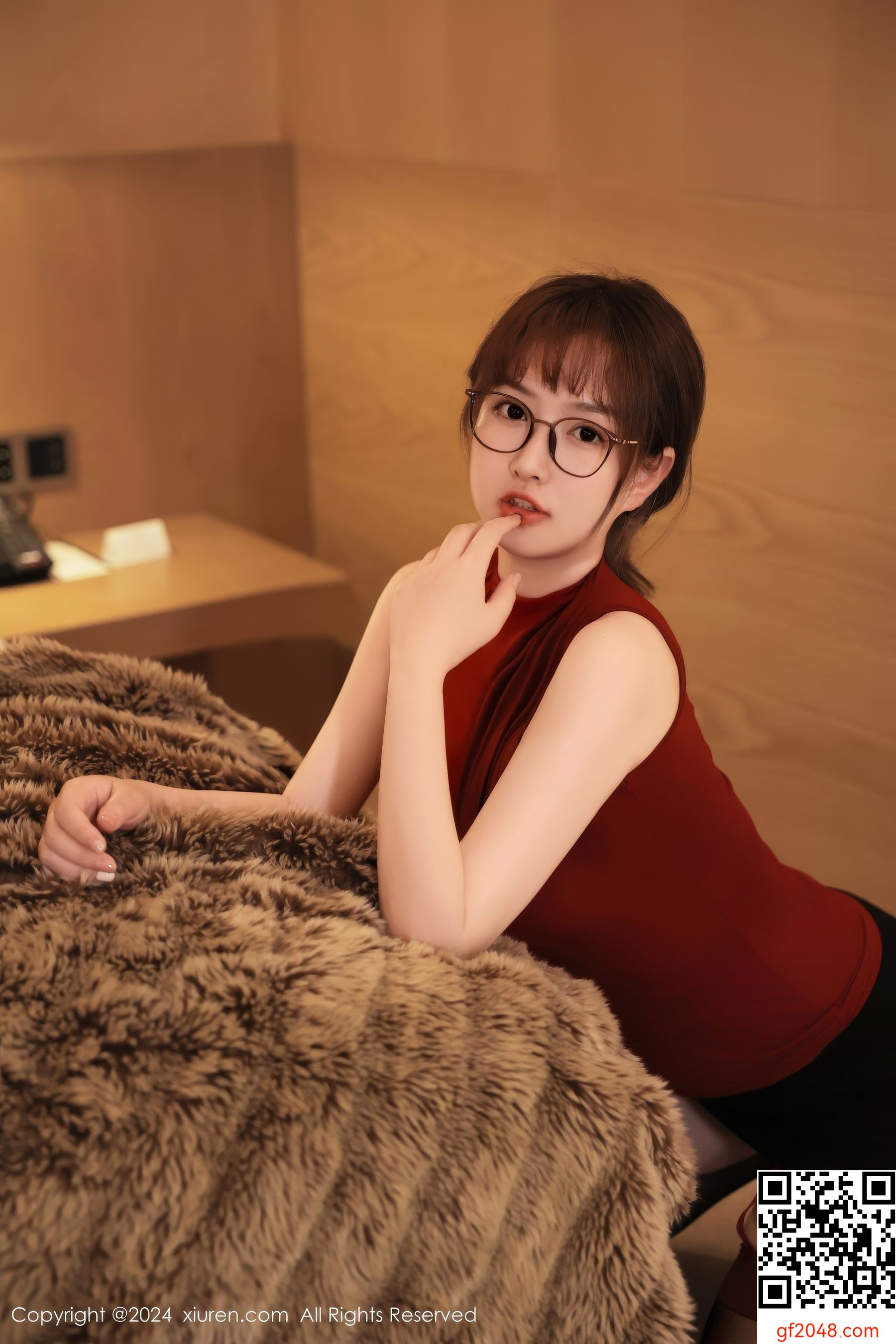 【达人组出品】[秀人网XiuRen] No.9366 养乐多Doll[53P]