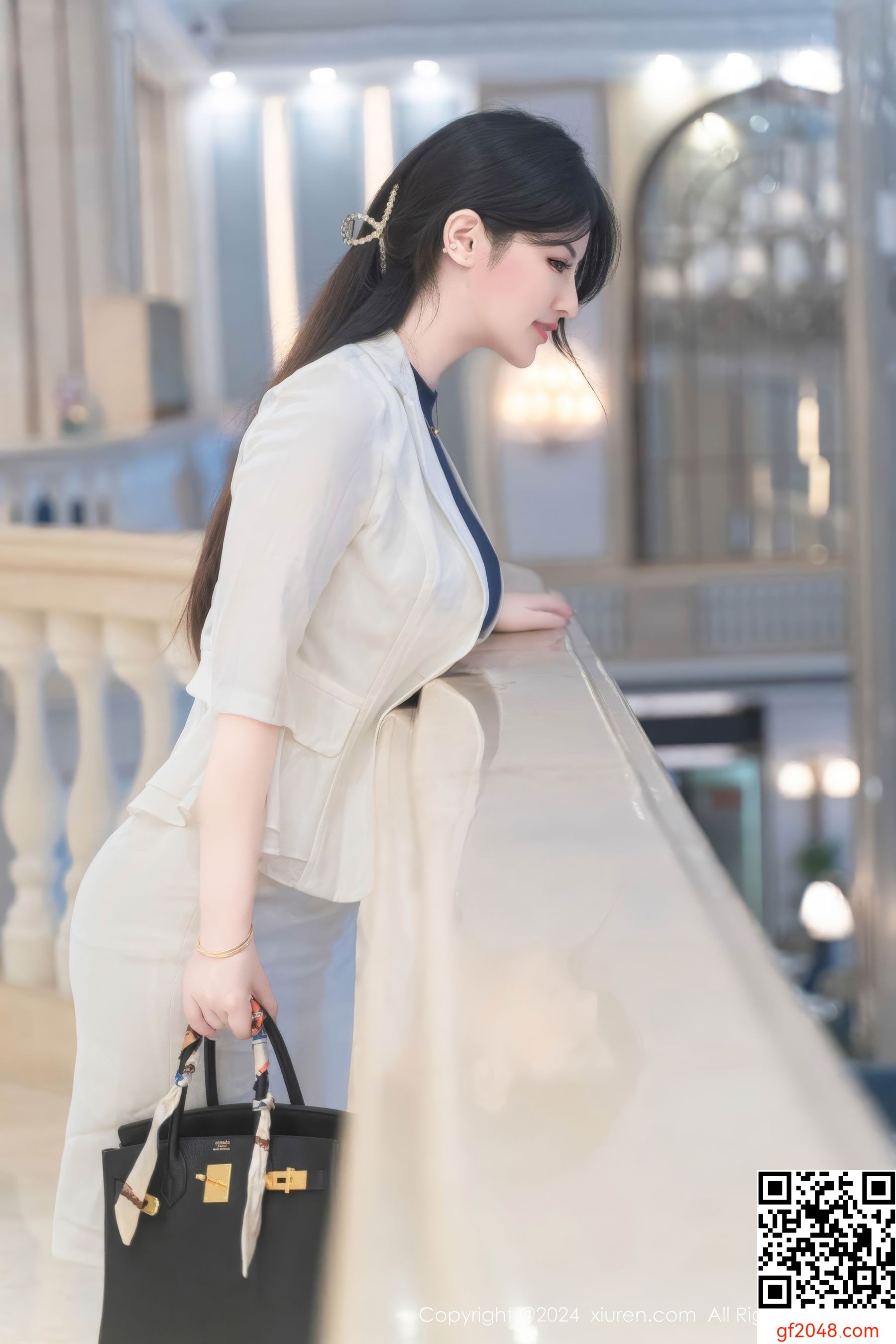 【达人组出品】[秀人网XiuRen] No.9319 诗诗kiki[98P]