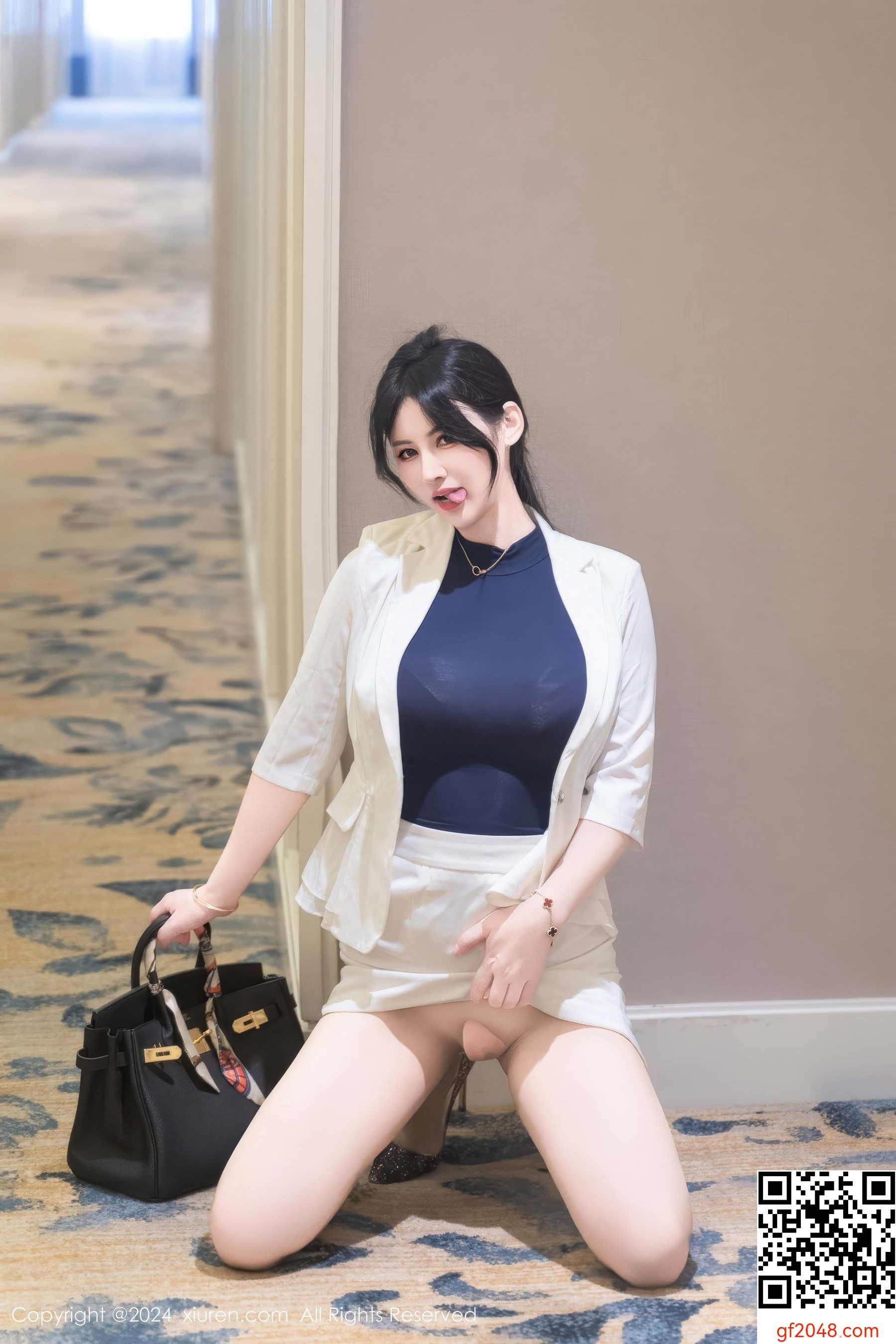 【达人组出品】[秀人网XiuRen] No.9319 诗诗kiki[98P]