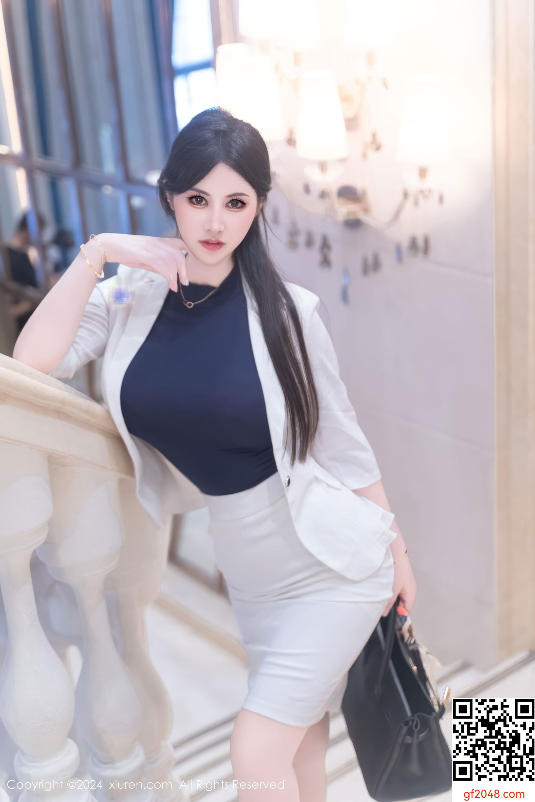 【达人组出品】[秀人网XiuRen] No.9319 诗诗kiki[98P]