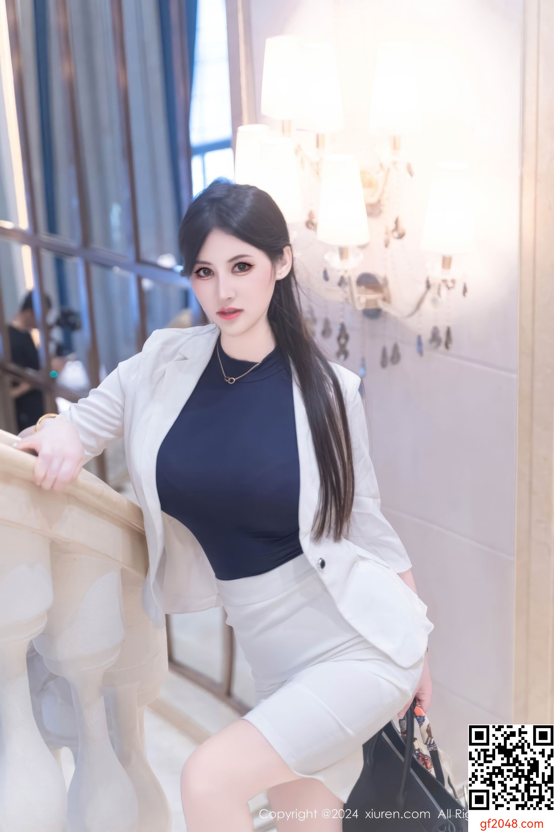 【达人组出品】[秀人网XiuRen] No.9319 诗诗kiki[98P]
