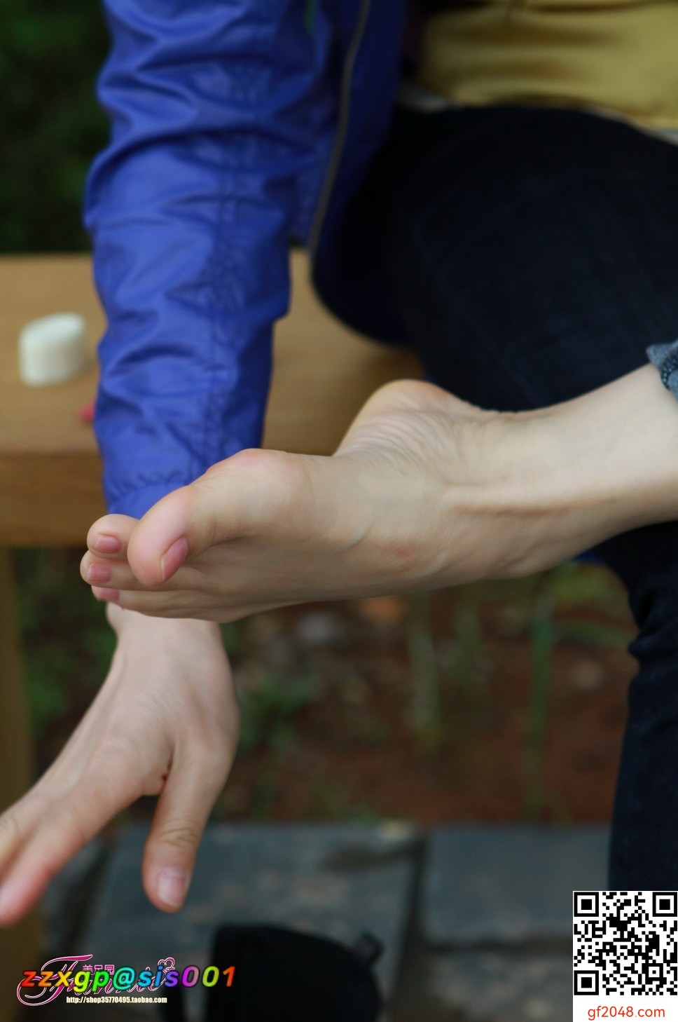 美腿秀12103[FN]在水一方（4）[46P]