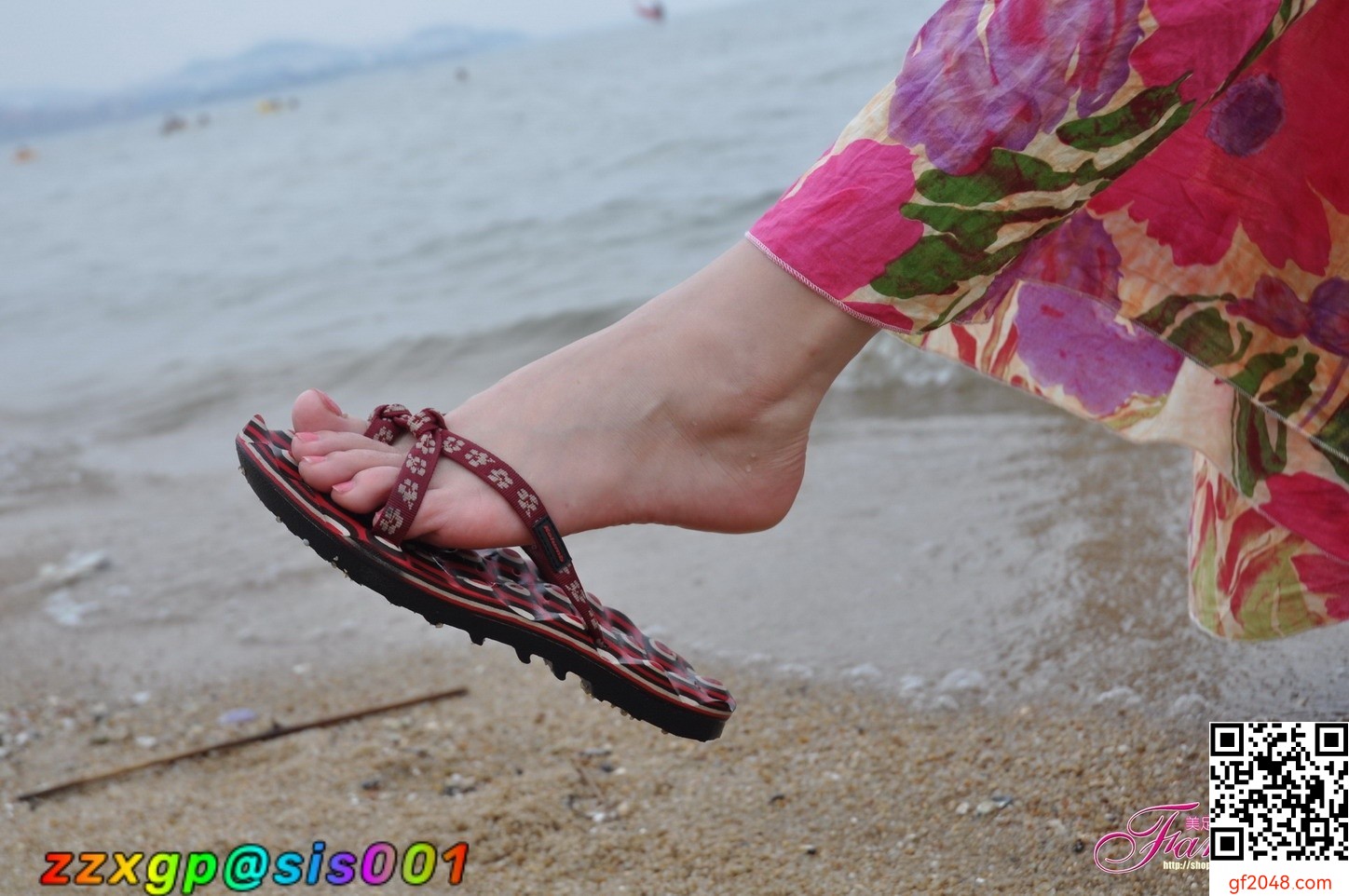 美腿秀12054[FN]炫动夏日。海滩[79P]