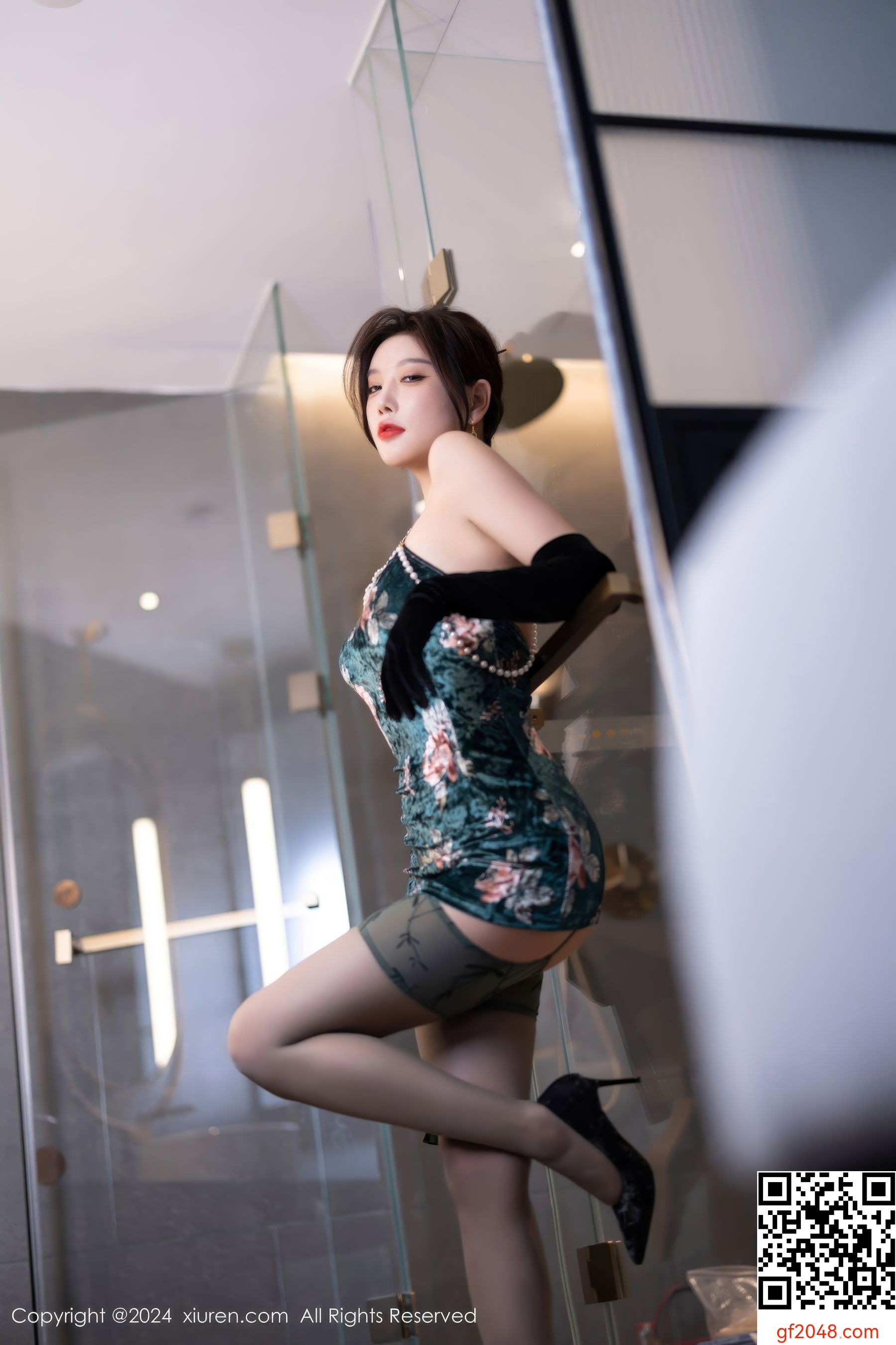 【达人组出品】[秀人网XiuRen] No.9165 杨晨晨Yome[83P]
