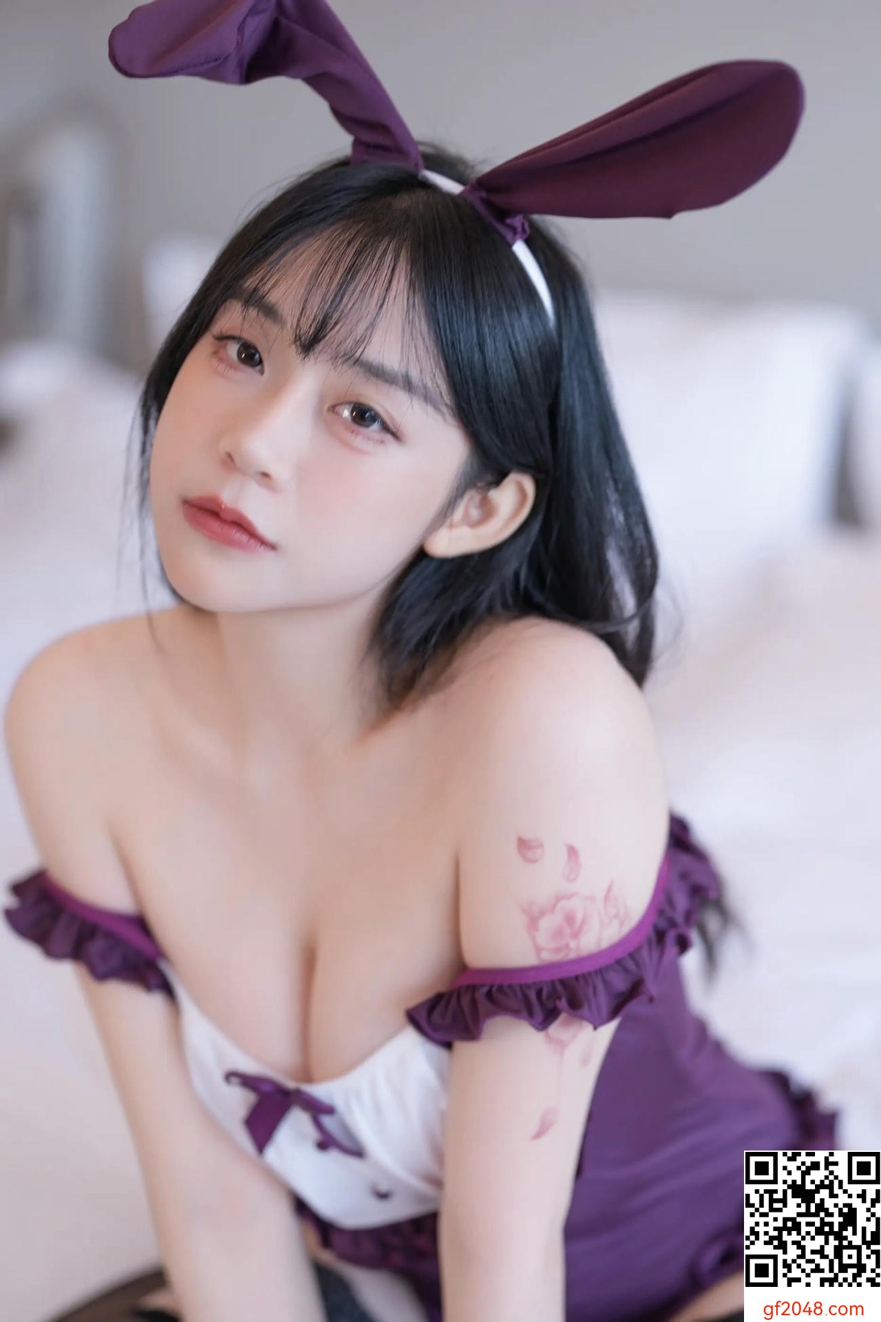 【網路收集系列】YITUYU .. 紫調兔耳邂逅溫柔 一元同學Jodie【57P】