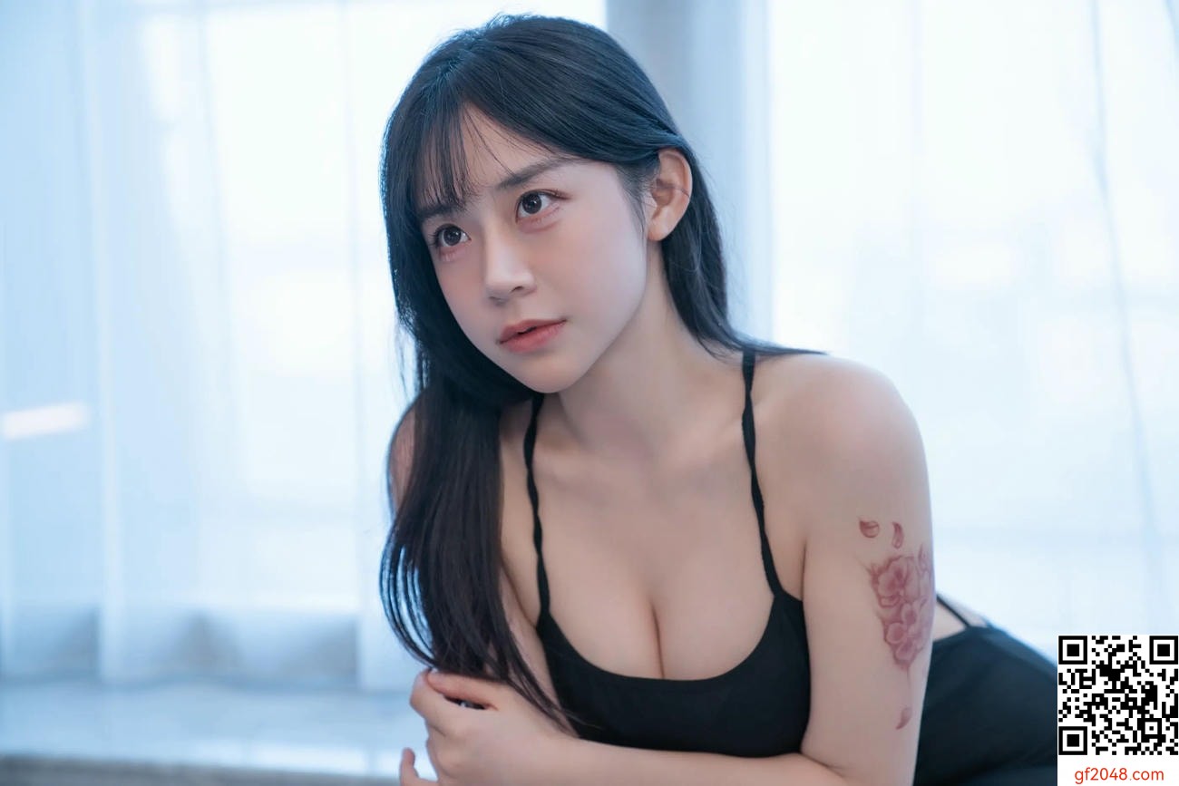 【網路收集系列】YITUYU .. 慵懶與魅惑交織 一元同學Jodie【72P】