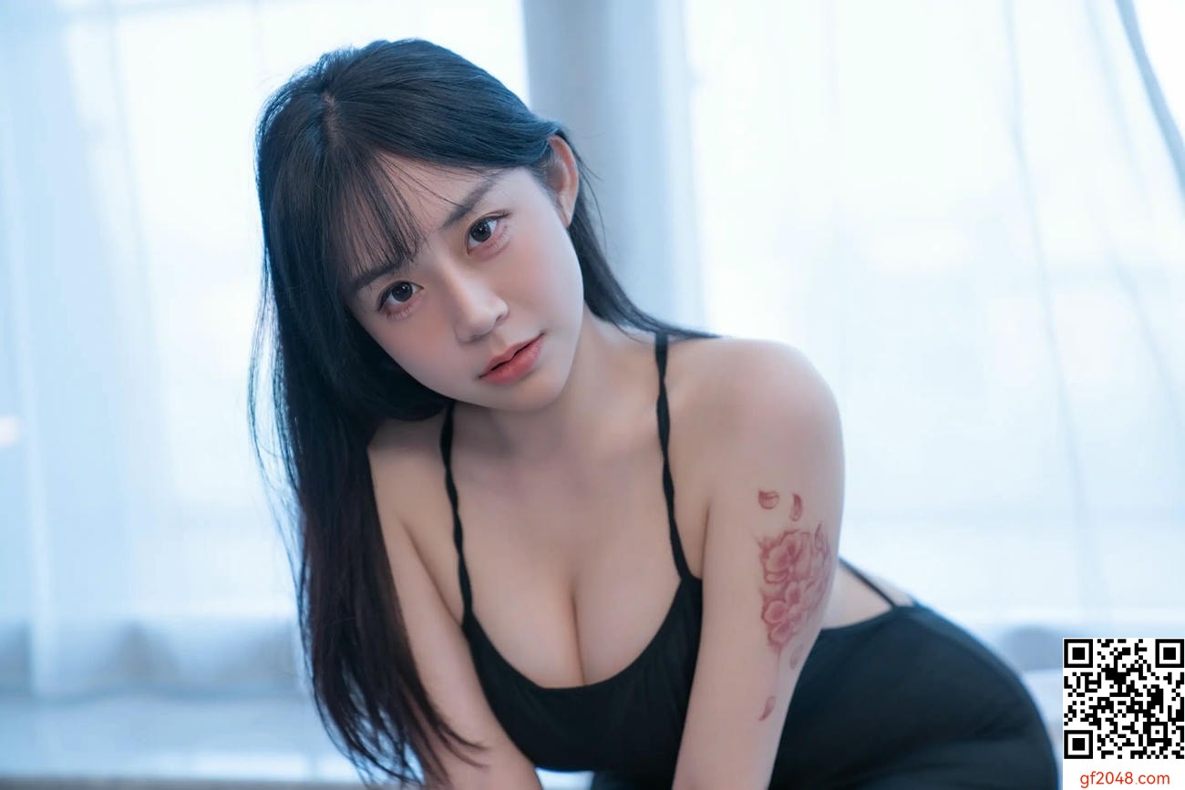 【網路收集系列】YITUYU .. 慵懶與魅惑交織 一元同學Jodie【72P】