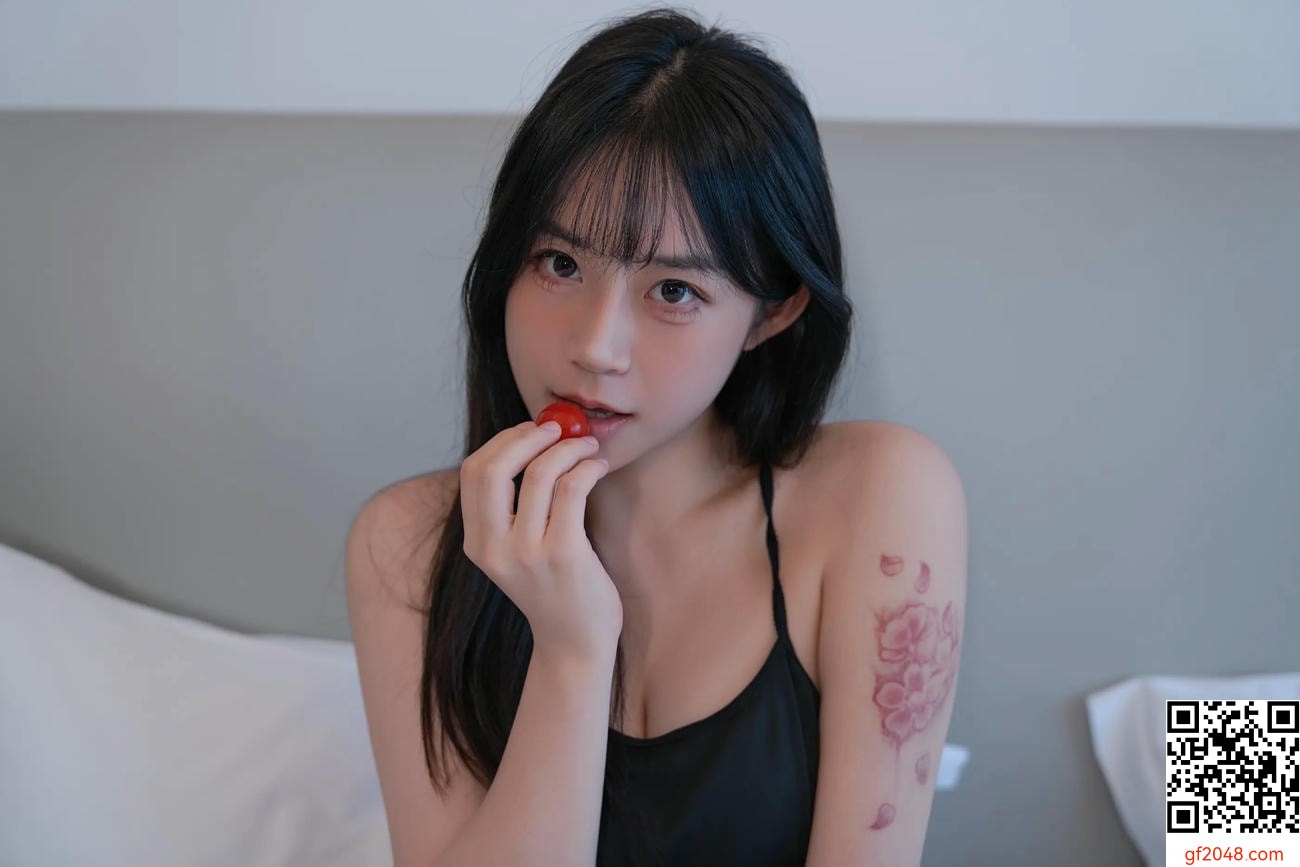 【網路收集系列】YITUYU .. 慵懶與魅惑交織 一元同學Jodie【72P】