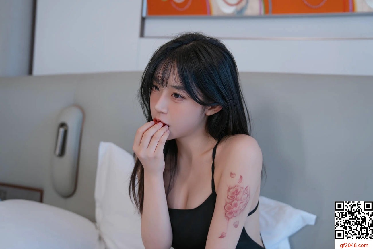 【網路收集系列】YITUYU .. 慵懶與魅惑交織 一元同學Jodie【72P】