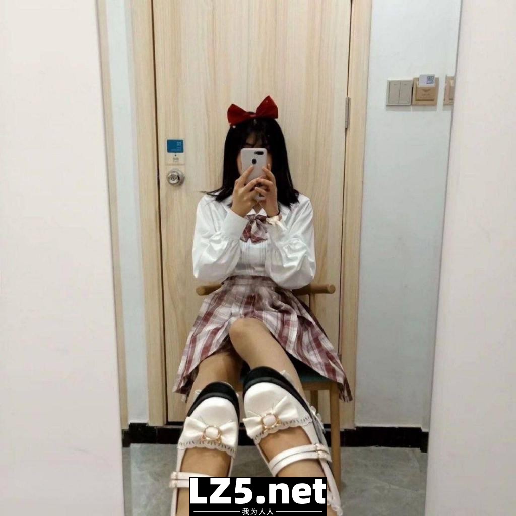 ＃反差  清纯脸蛋下藏着是经历了风雨的逼[48P]