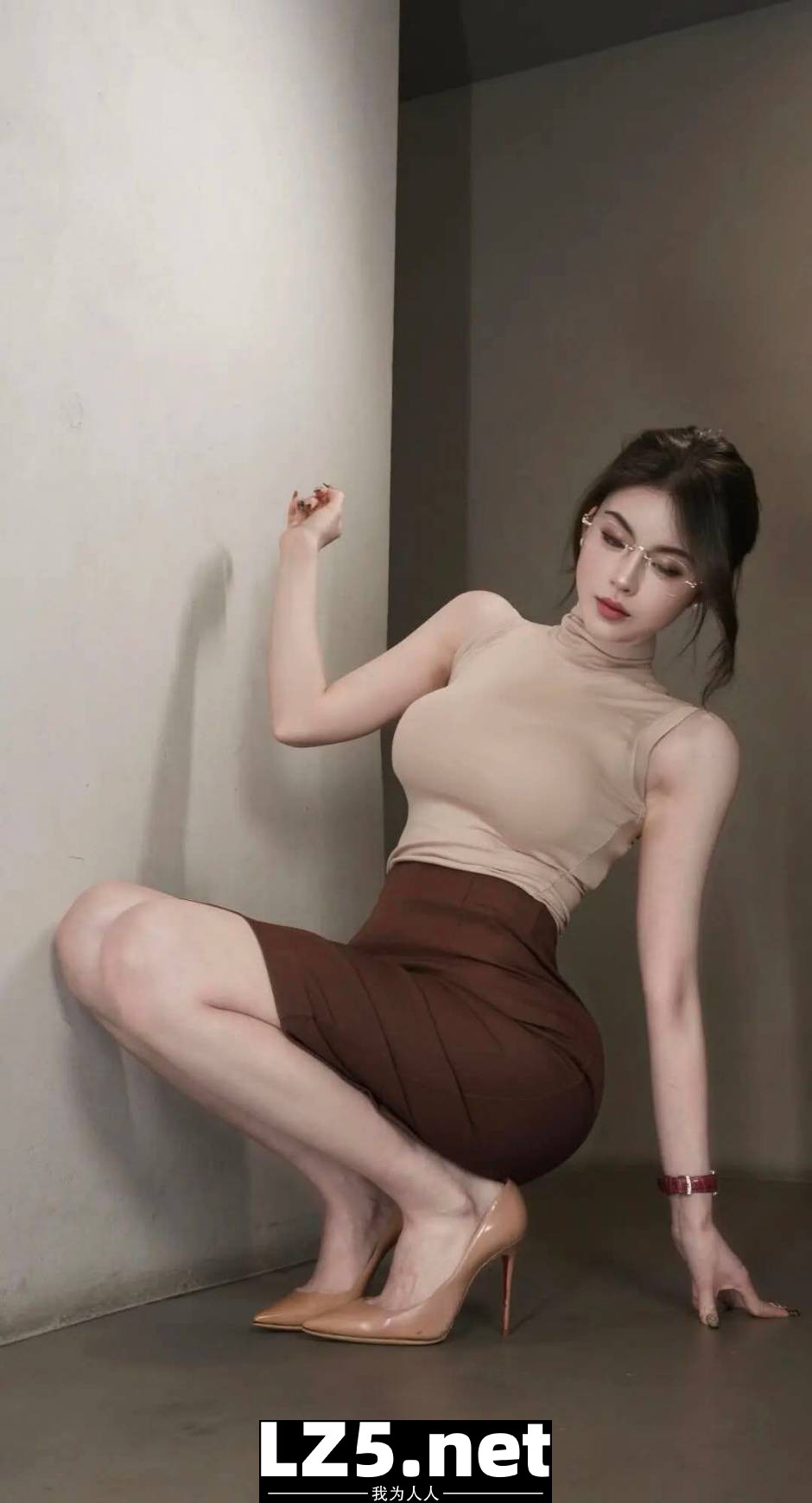 身材有致 膚色絲襪