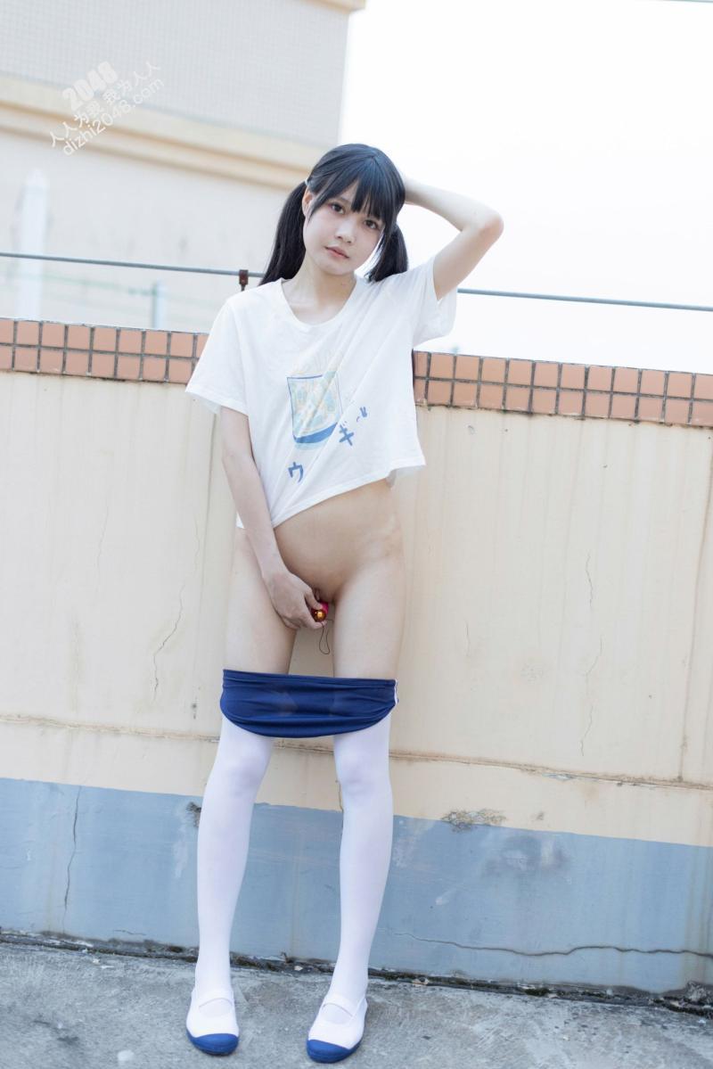 清纯嫩妹白丝jk天台露出【27P】