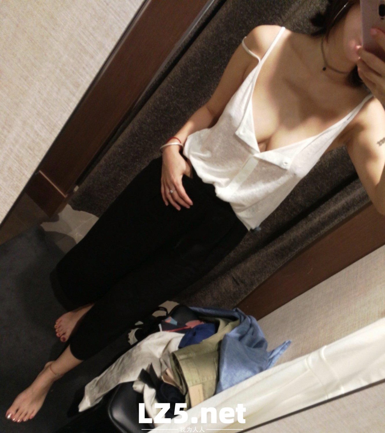 [自拍] 騷女友勾搭我  (37P)
