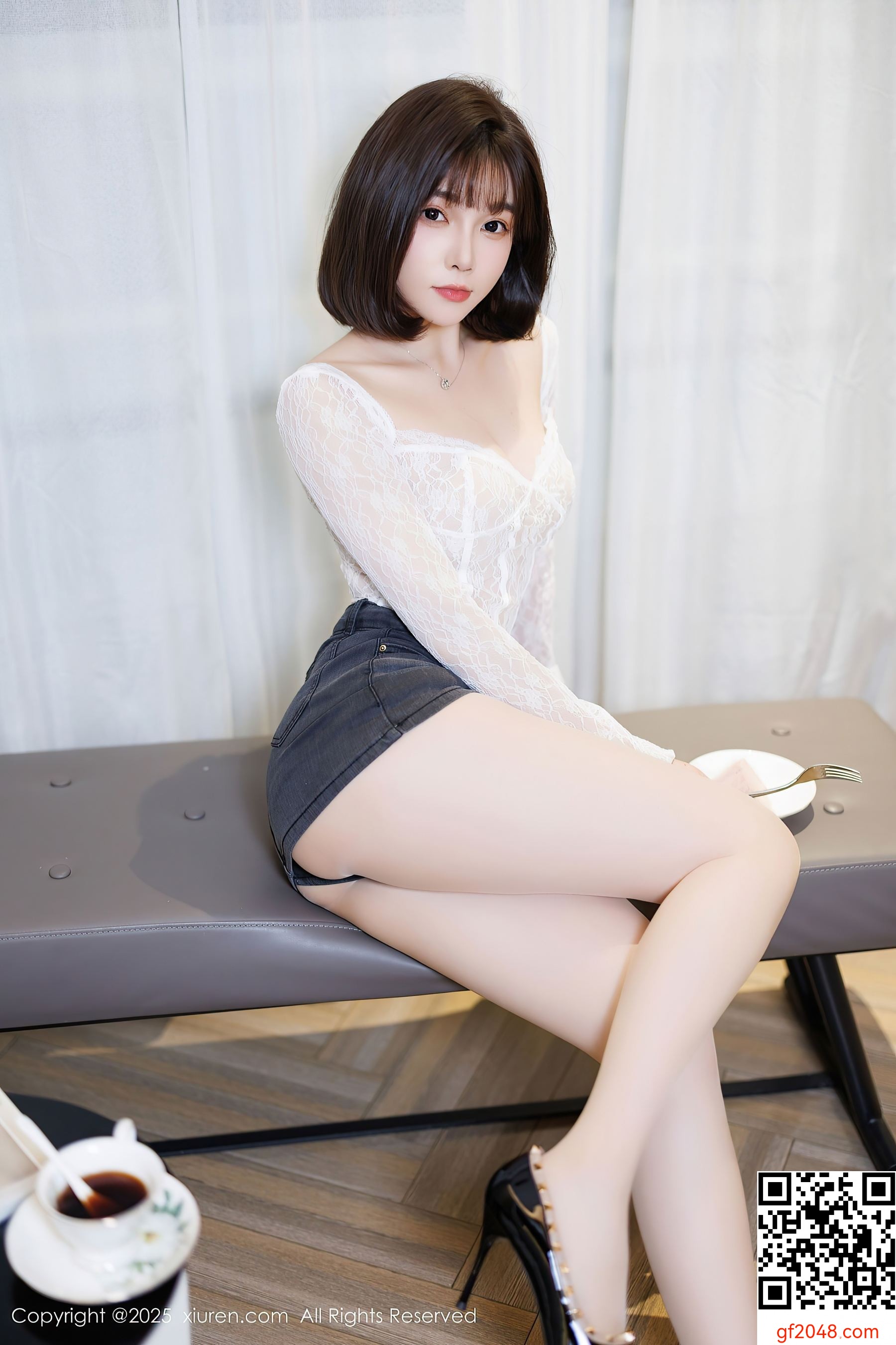 [XiuRen秀人网] No.10113 徐莉芝Booty 诱人白袜
