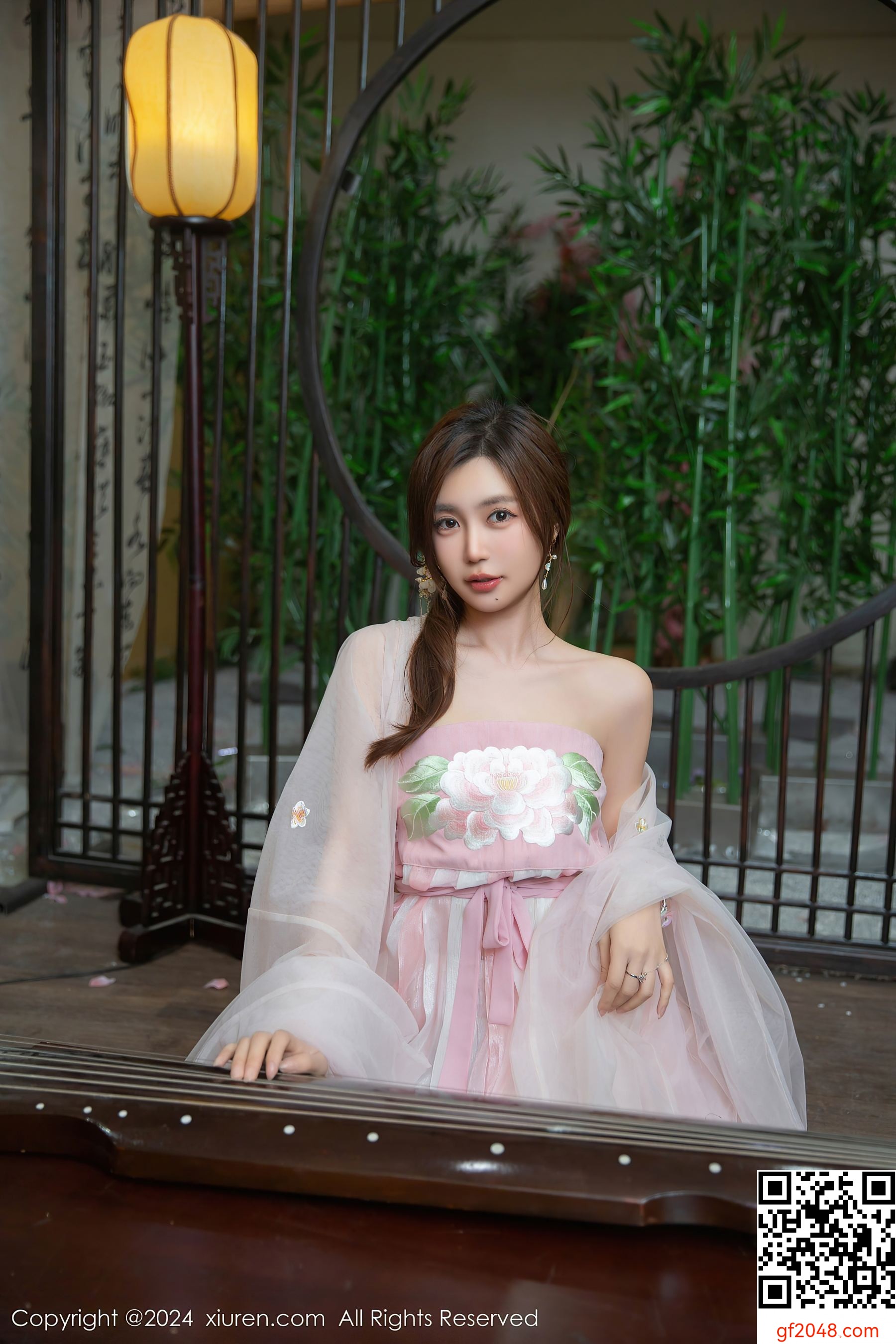 [XiuRen秀人网] No.9475 绮里嘉ula 古风美腿