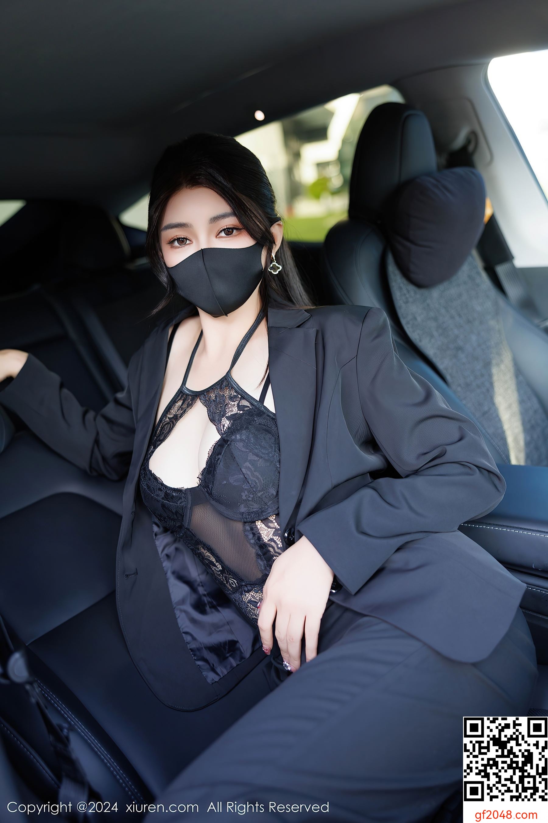 [XiuRen秀人网] No.9405 凯竹Quinn 黑丝美腿