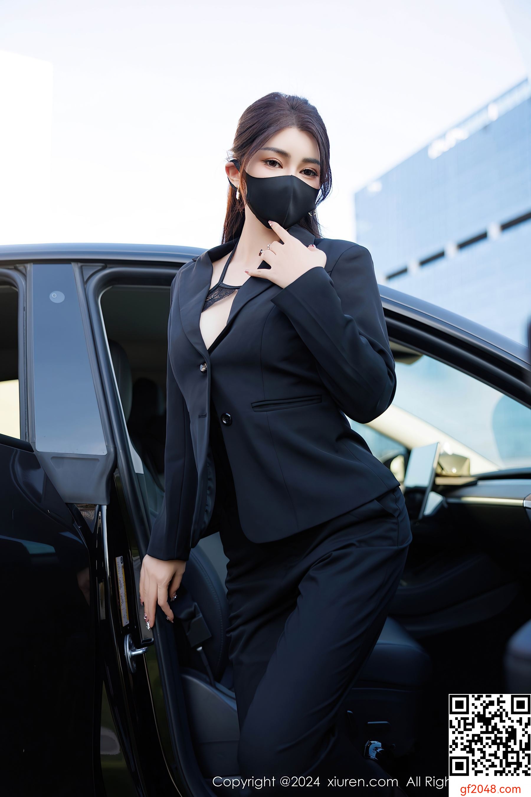 [XiuRen秀人网] No.9405 凯竹Quinn 黑丝美腿