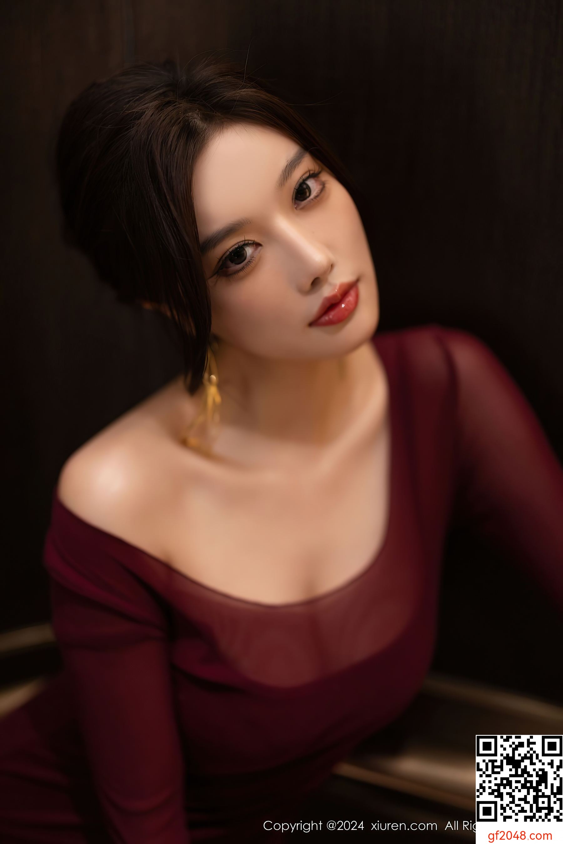 [XiuRen秀人网] No.9348 杨晨晨Yome 丝袜美腿