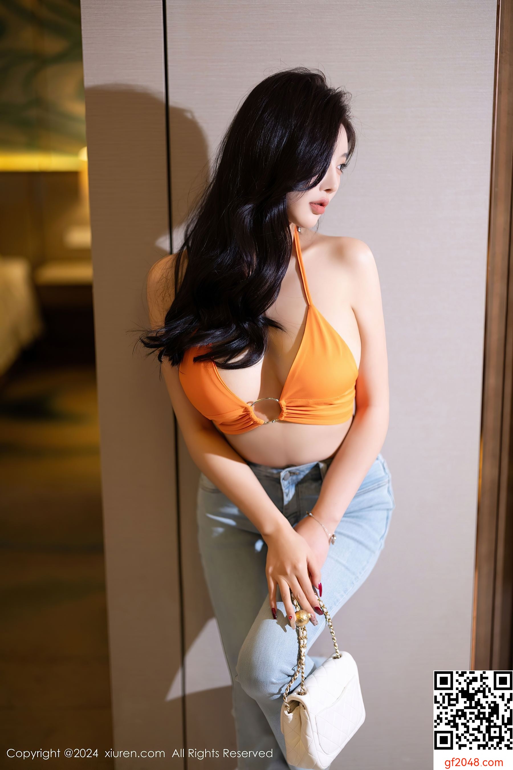 [XiuRen秀人网] No.9282 杨晨晨Yome 丝袜美腿