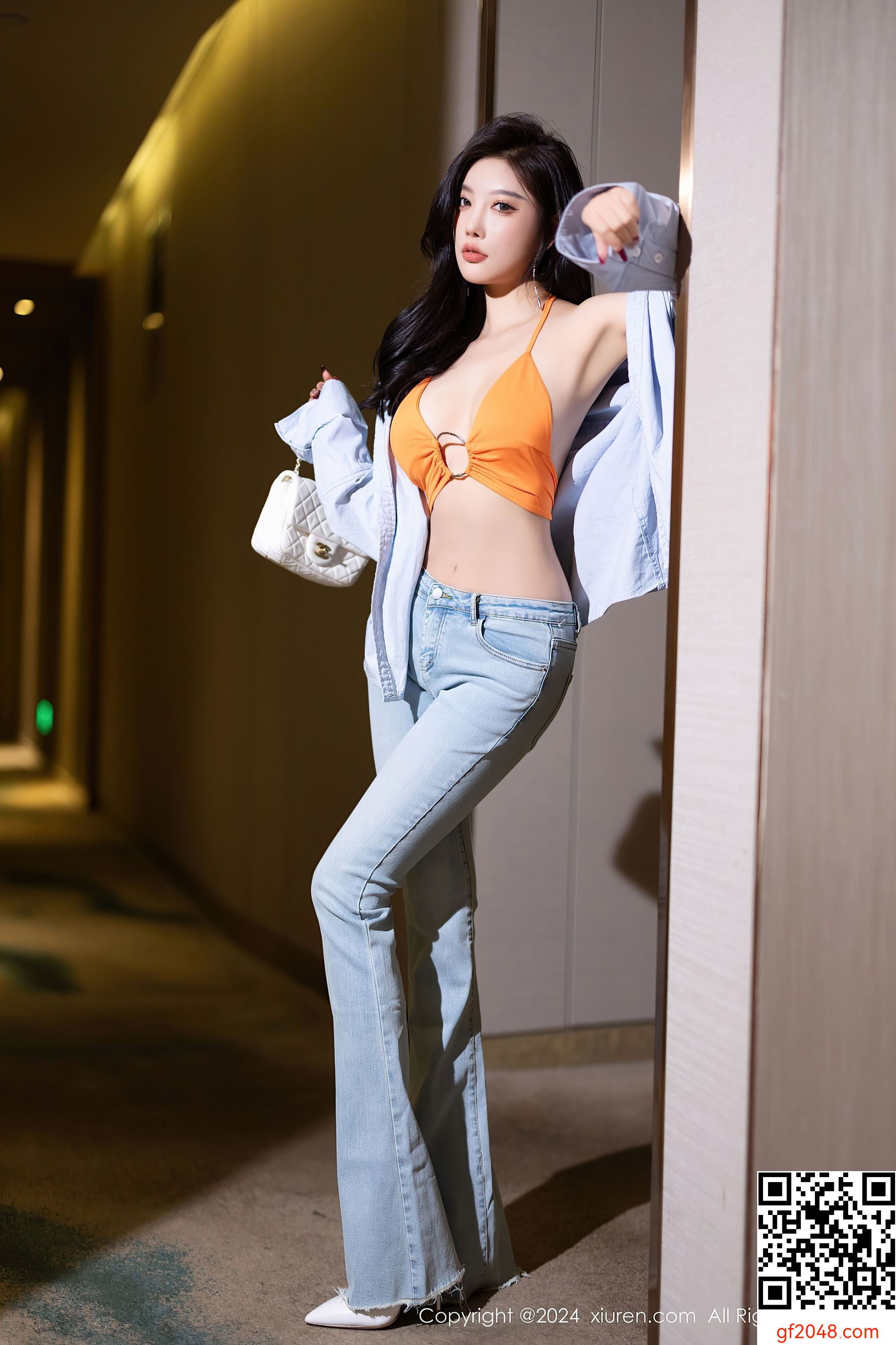 [XiuRen秀人网] No.9282 杨晨晨Yome 丝袜美腿
