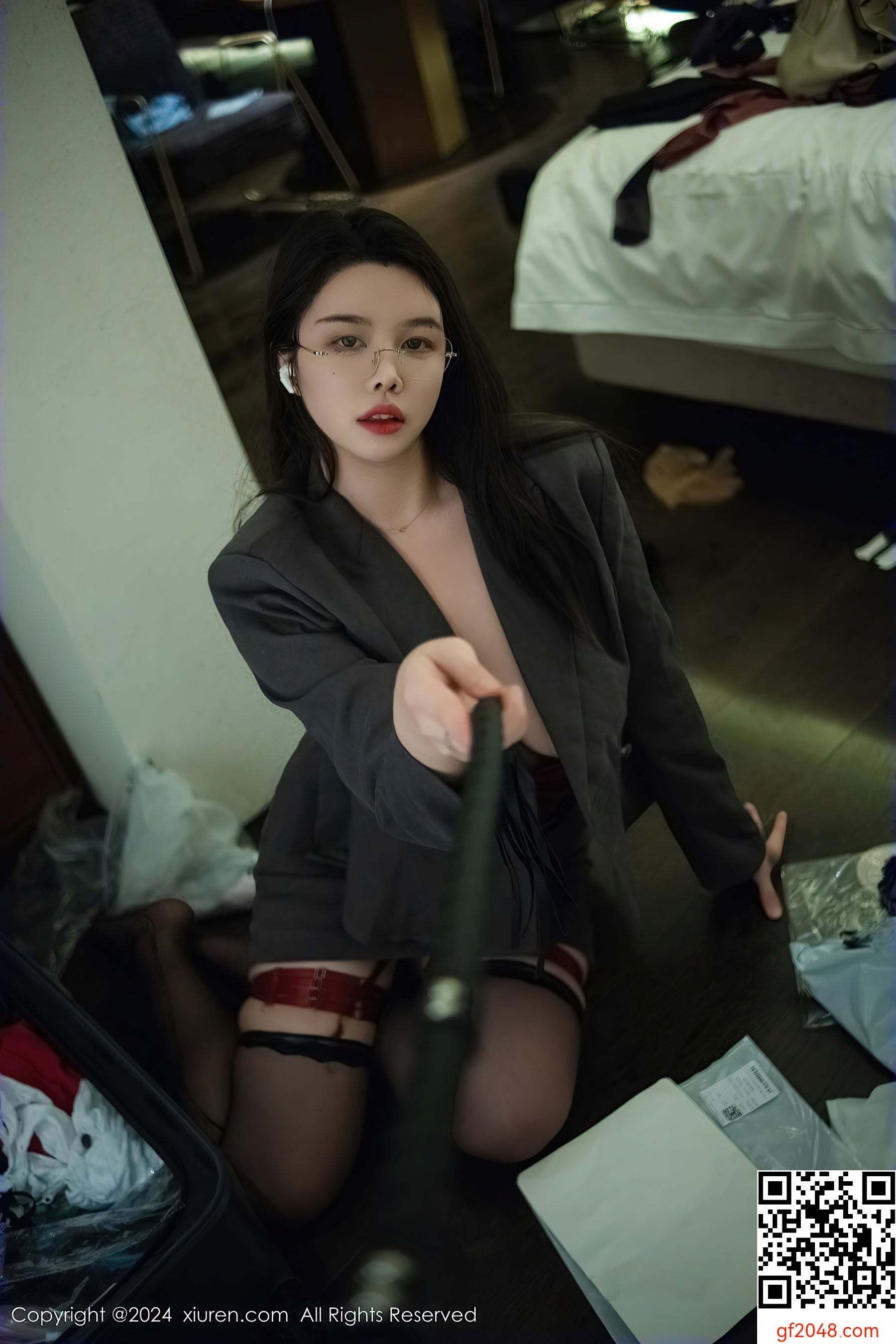 [XiuRen秀人网] No.9287 樱桃小犊子 黑丝美臀