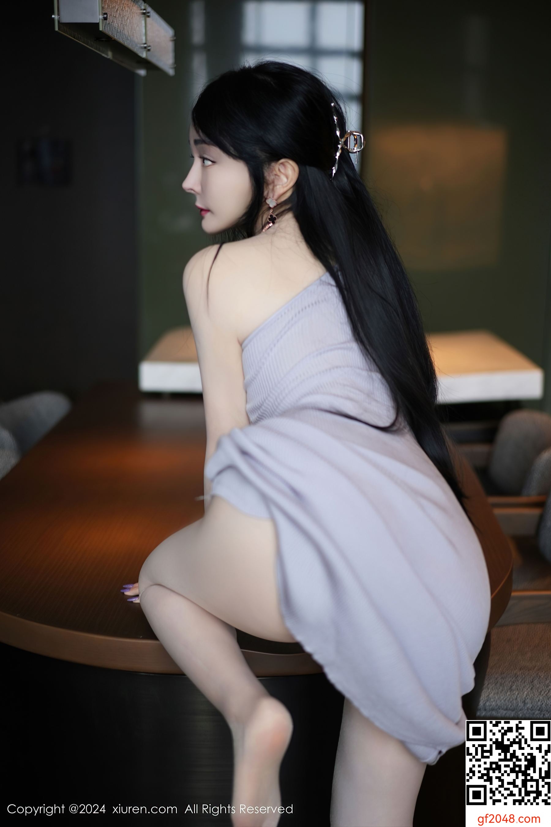 [XiuRen秀人网] No.9183 允爾 丝袜美臀