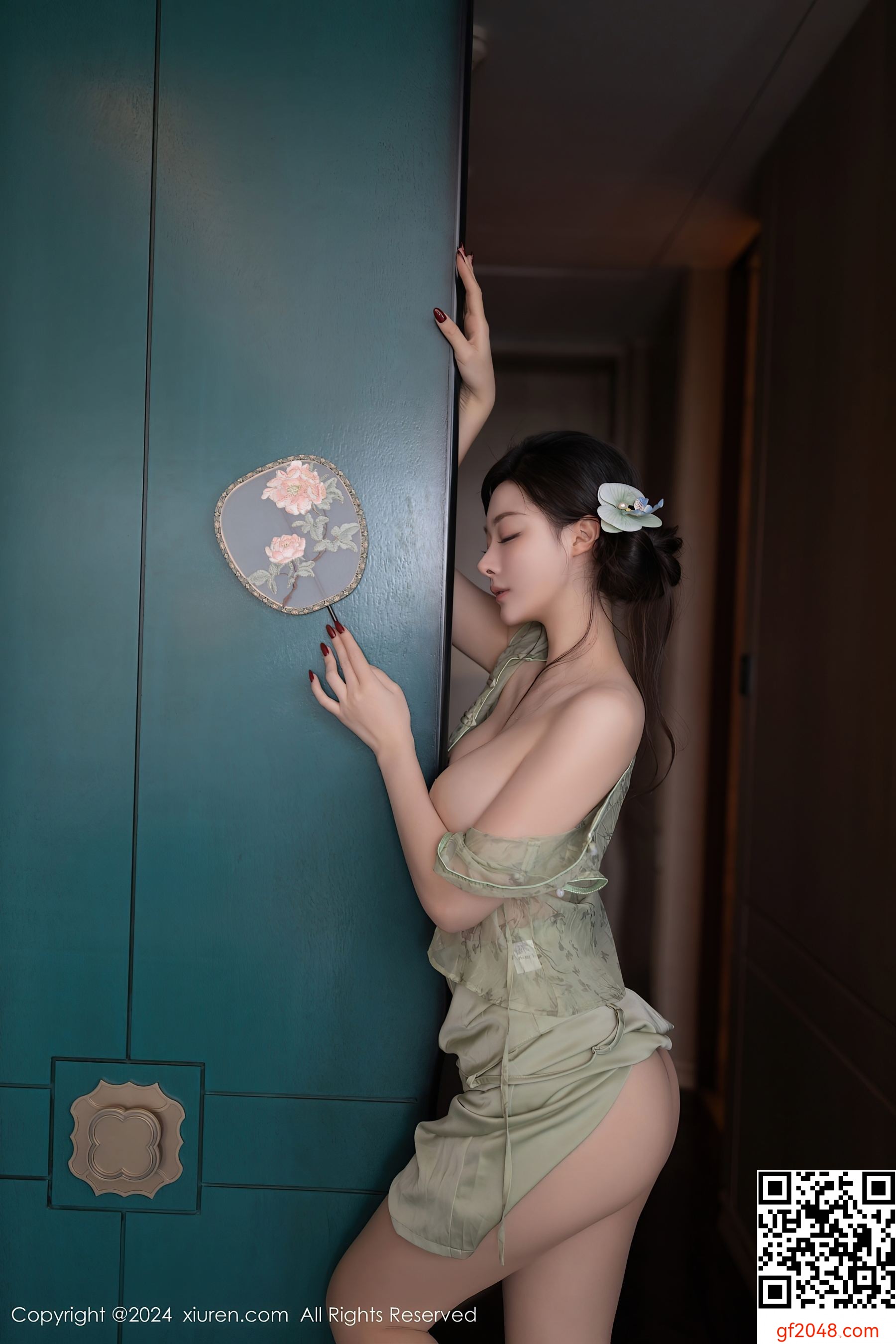 [XiuRen秀人网] No.9124 小逗逗 丝袜美腿