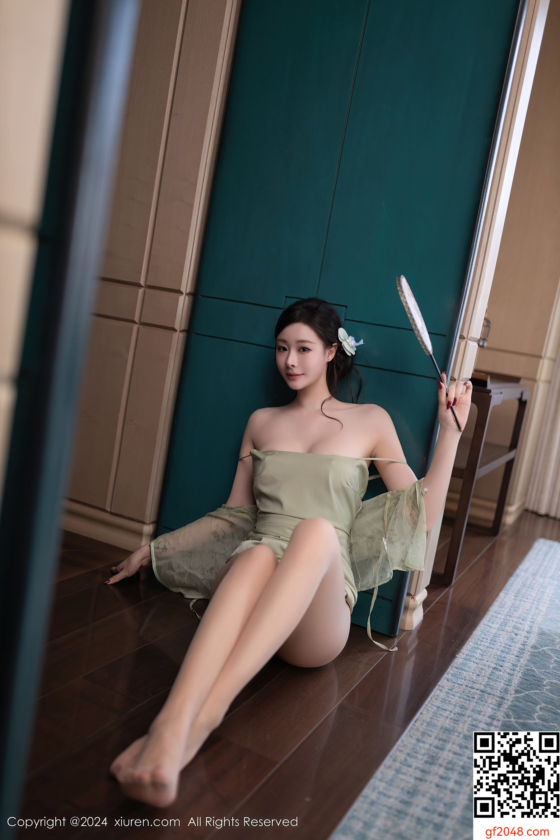 [XiuRen秀人网] No.9124 小逗逗 丝袜美腿